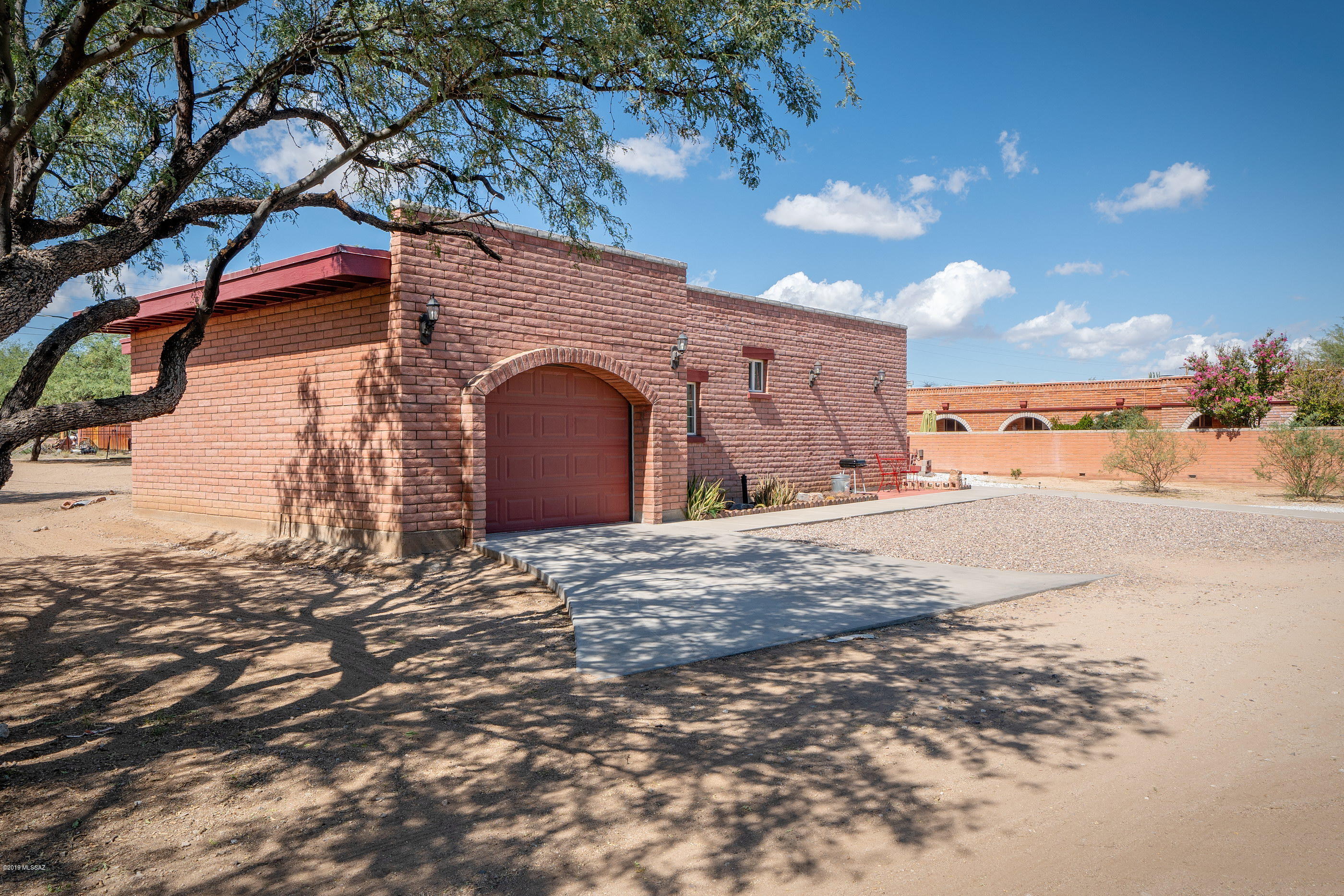 Las Quintas De Santo Tomas - Residential