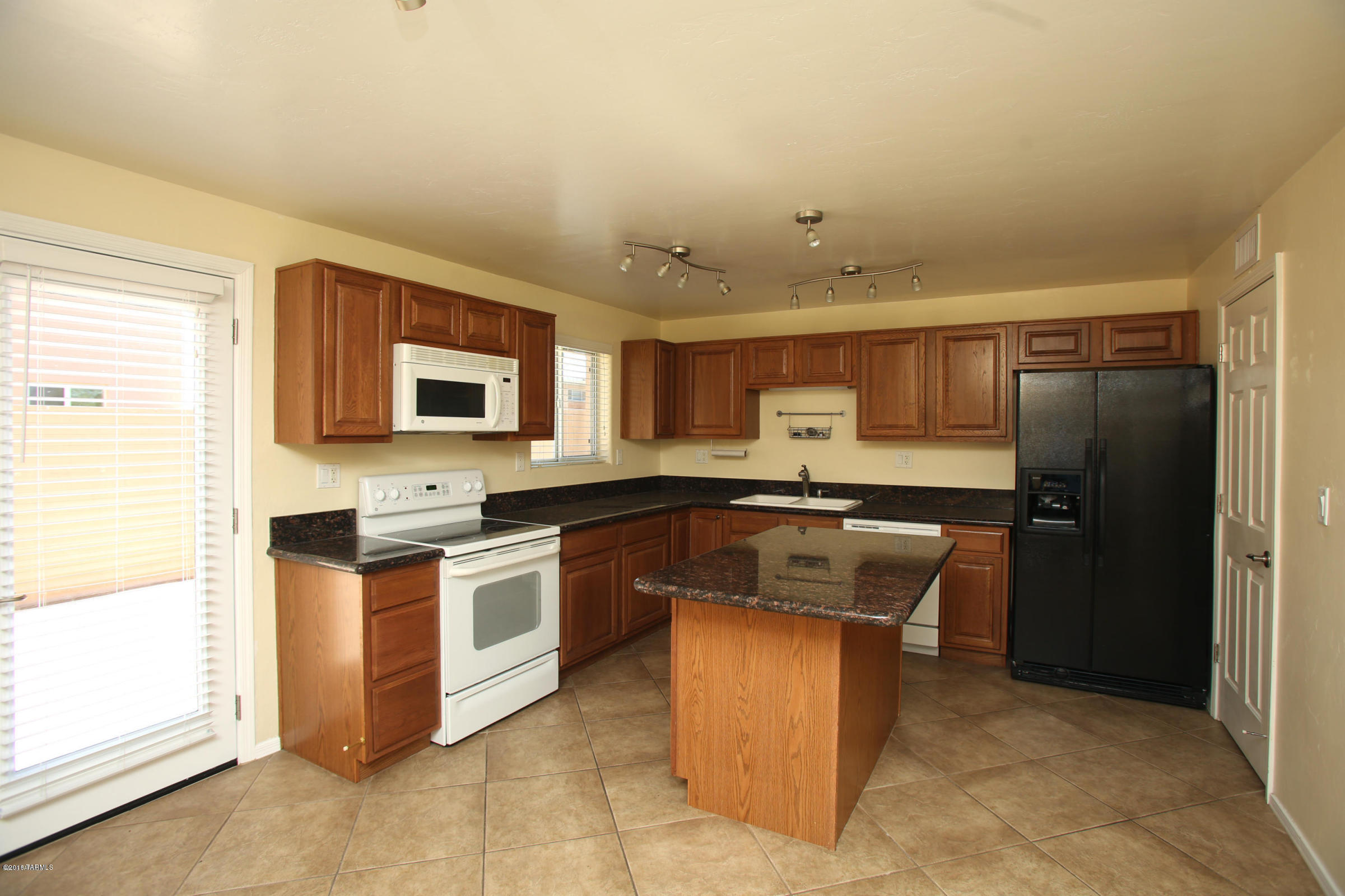 Villa Venice Condos - Residential Lease