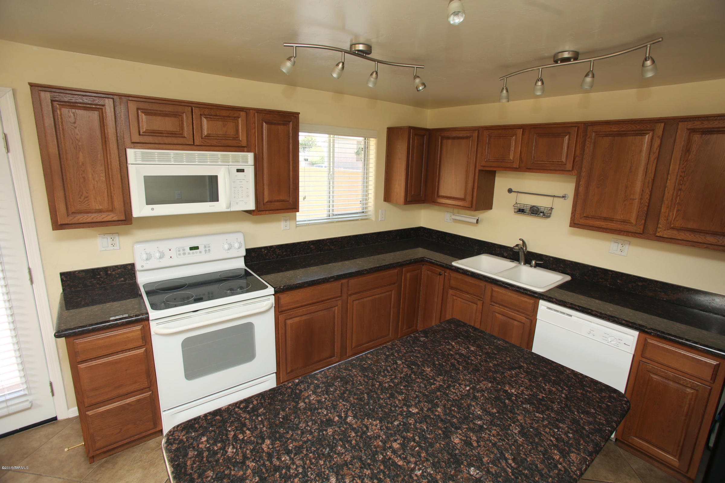 Villa Venice Condos - Residential Lease