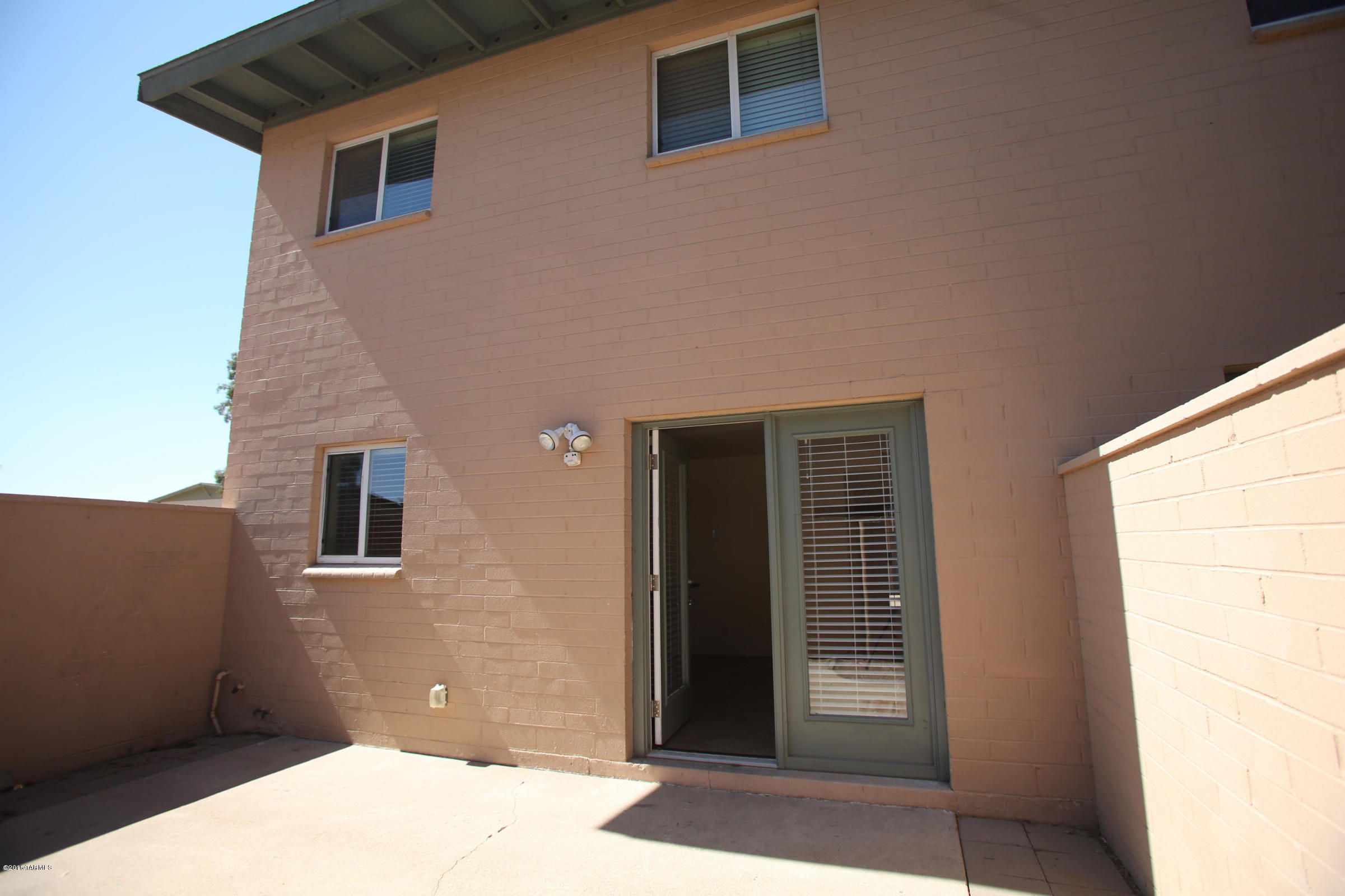 Villa Venice Condos - Residential Lease