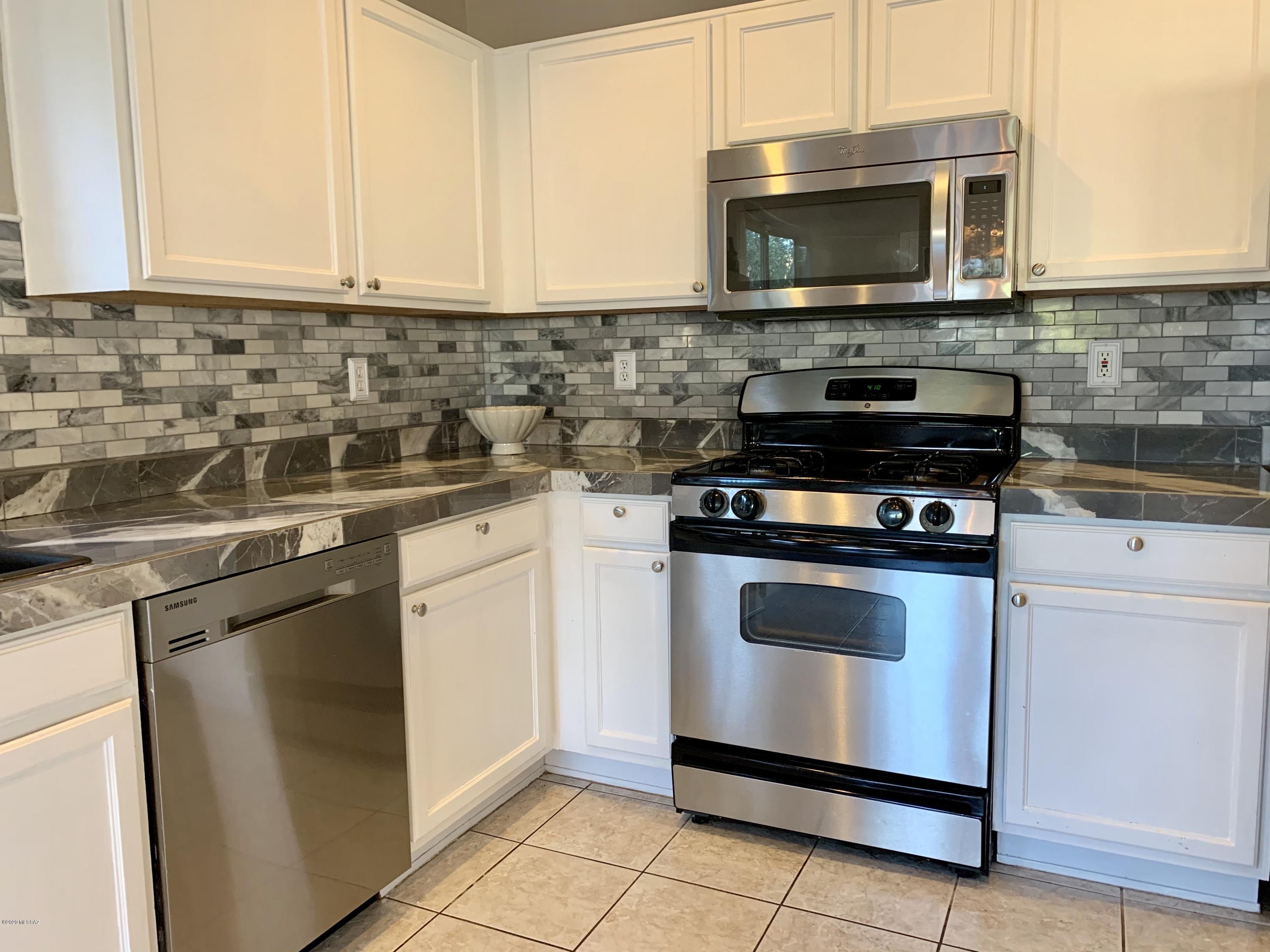 Shadow Creek (1-39) - Residential