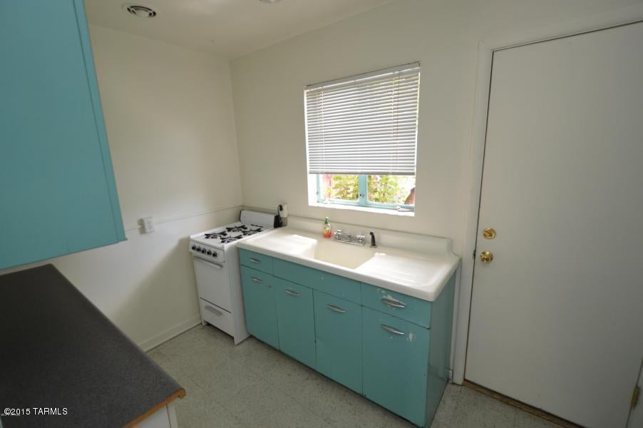 Drakes Addition - Residential Lease
