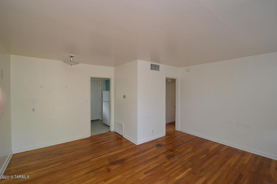 Drakes Addition - Residential Lease