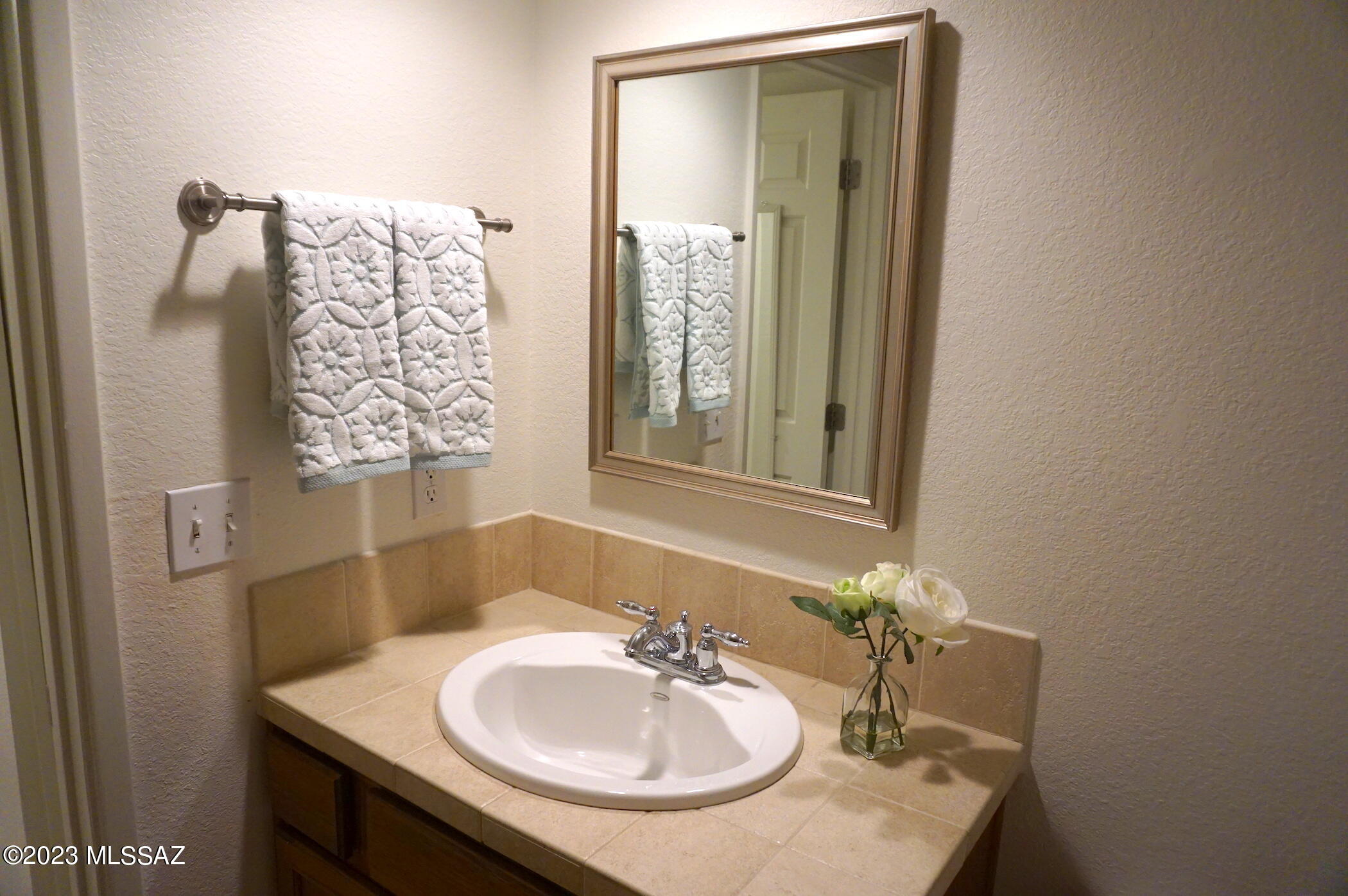 Ventana Vista Condominiums - Residential Lease
