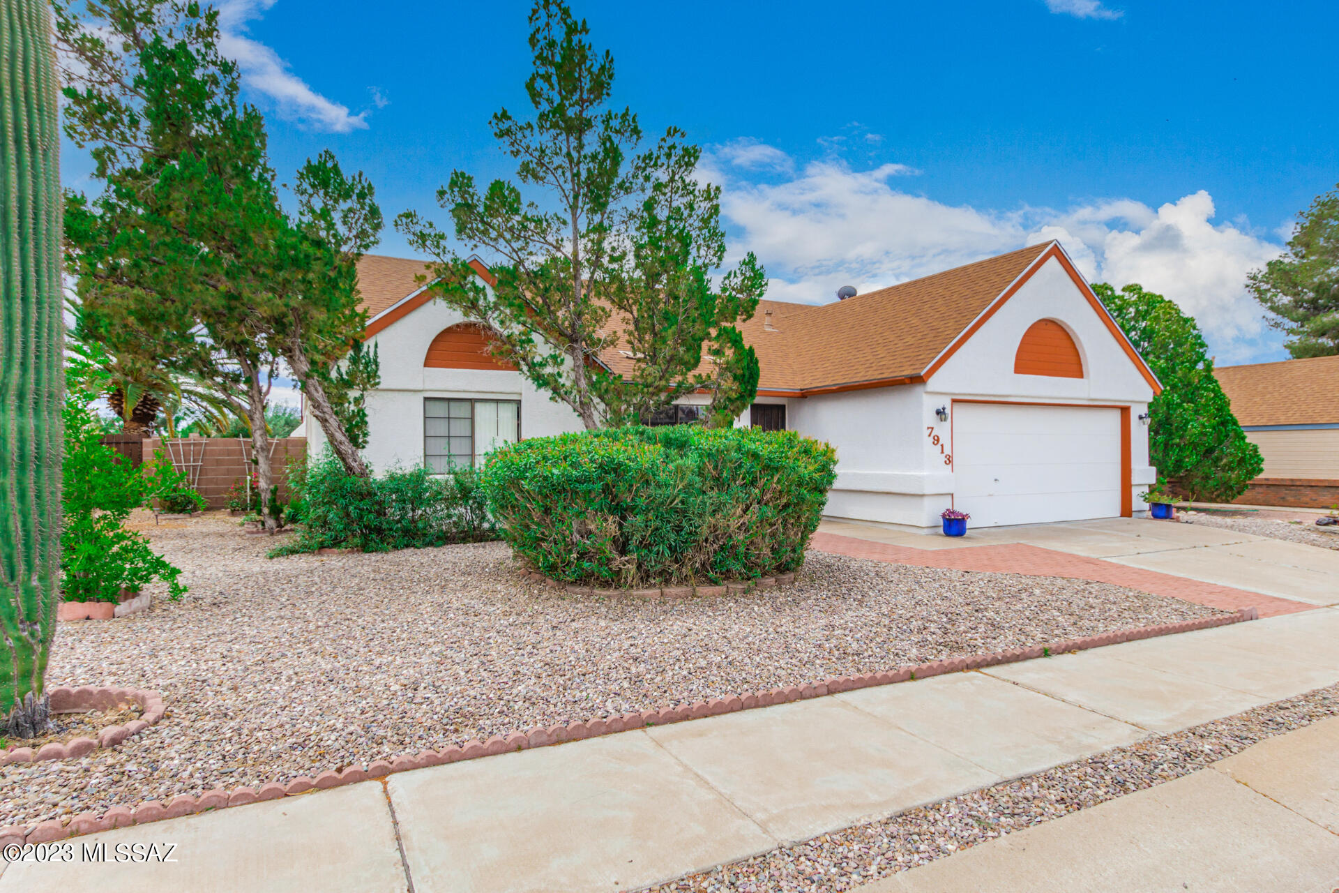 Gatewood Ranch(1-71,73-91) - Residential Lease
