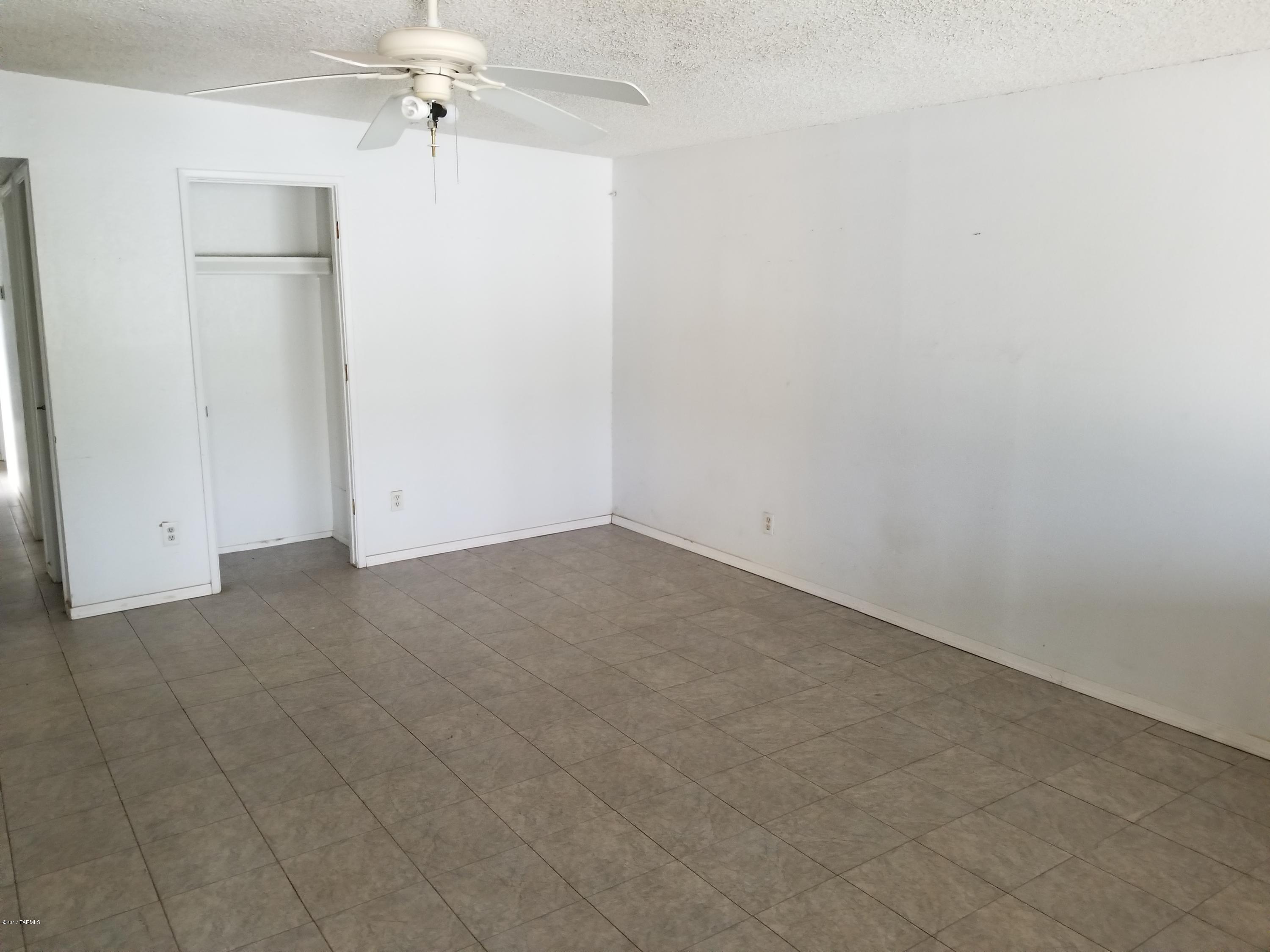El Rio Acres - Residential