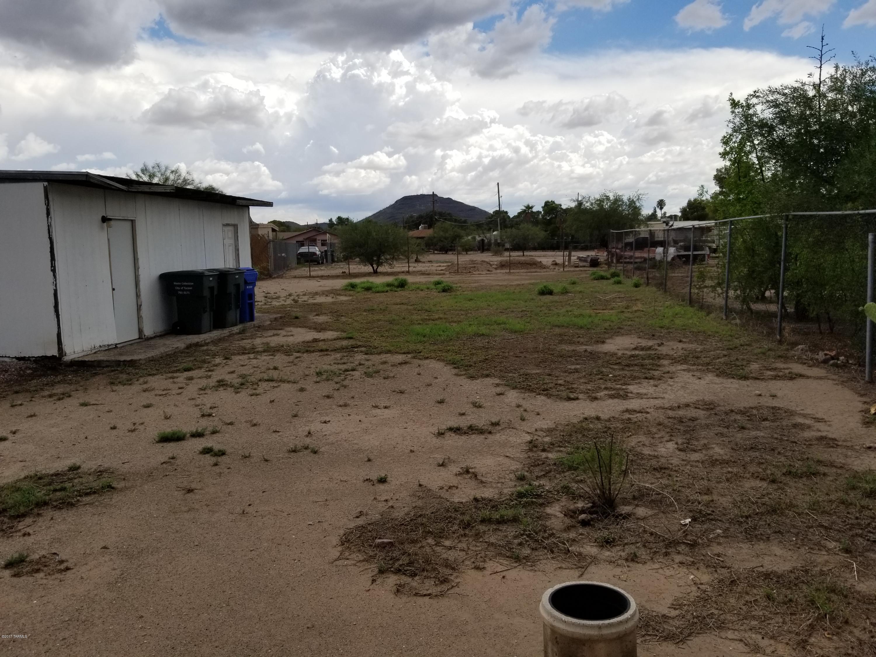 El Rio Acres - Residential