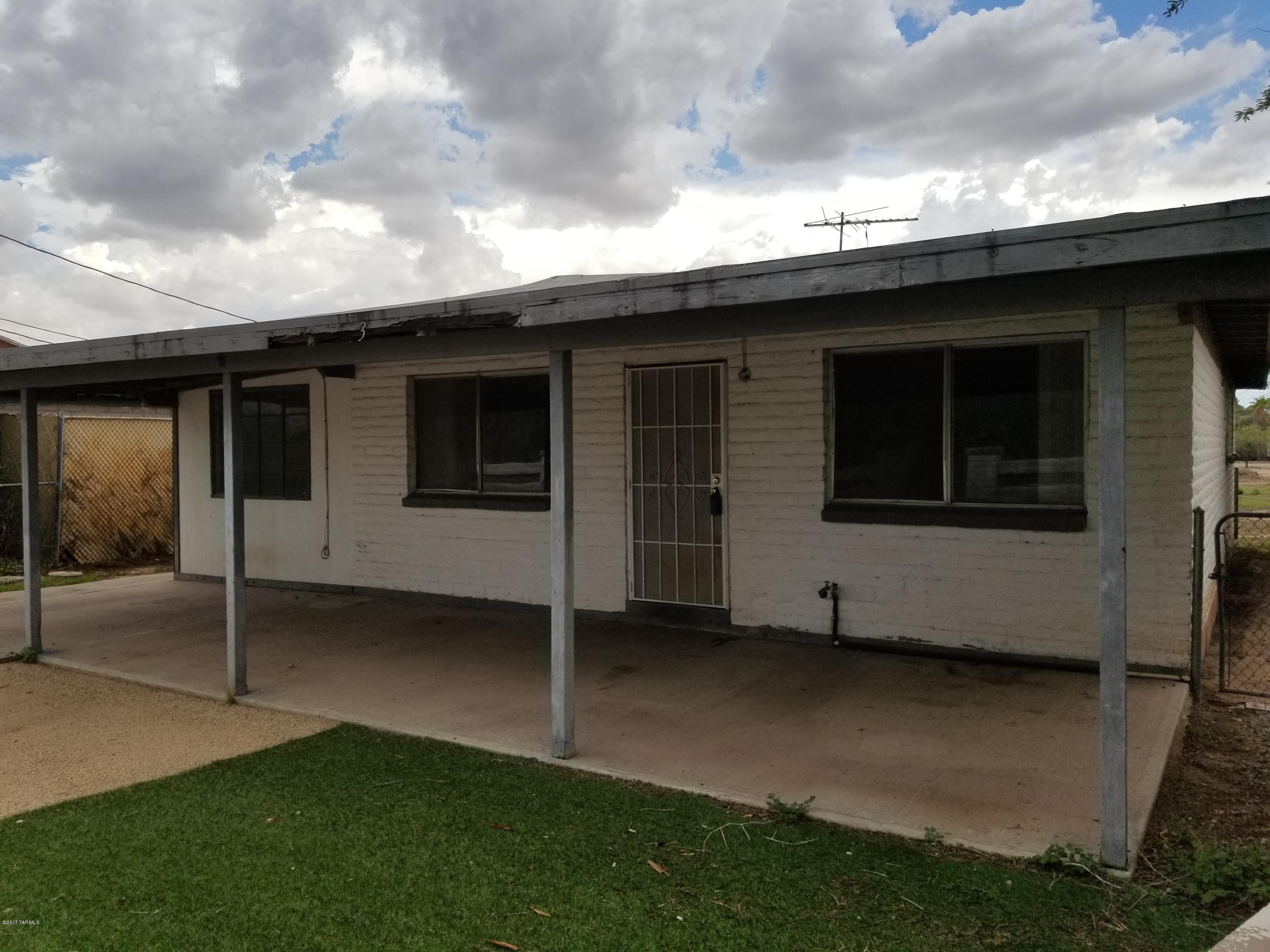 El Rio Acres - Residential