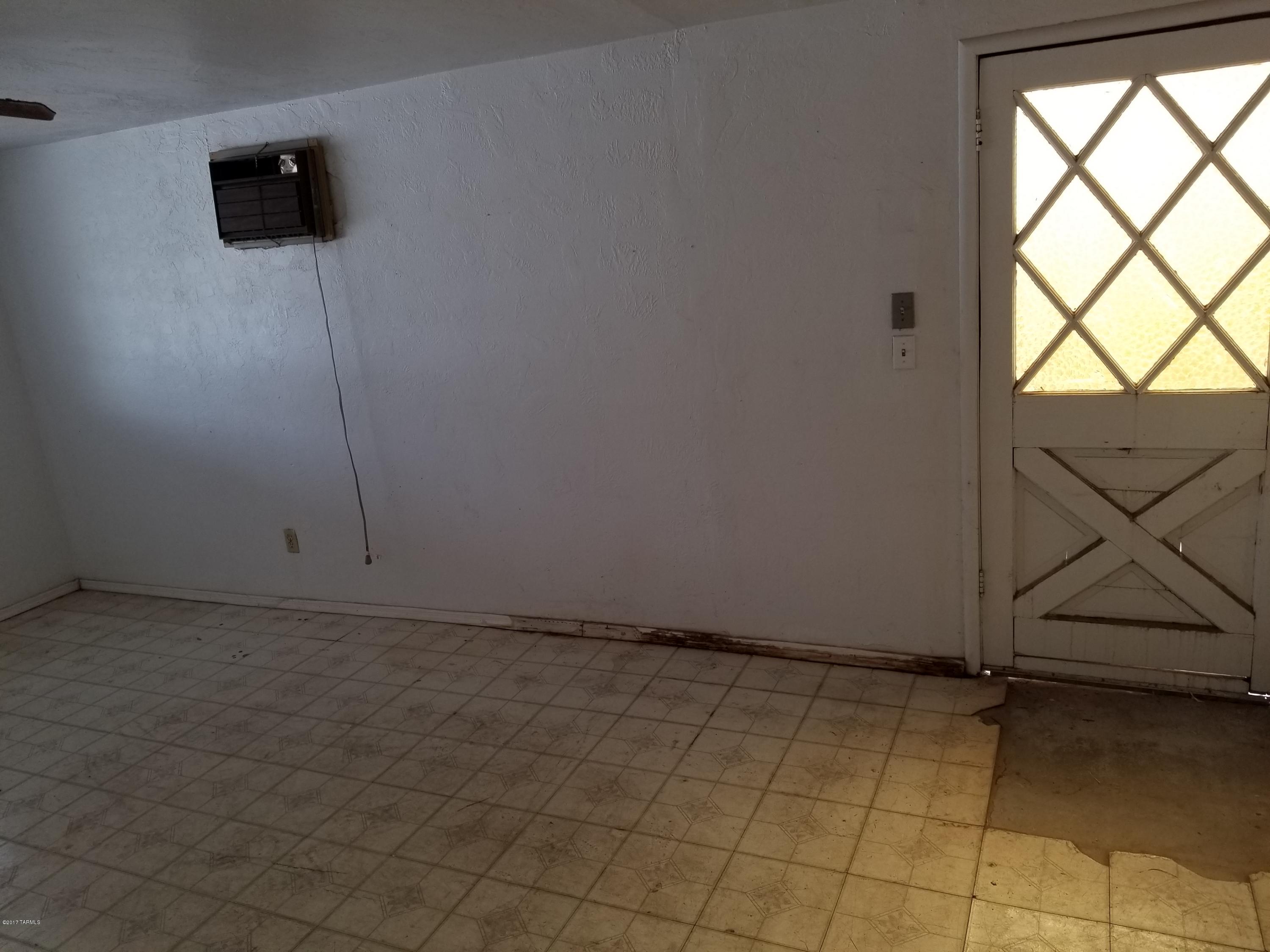 El Rio Acres - Residential