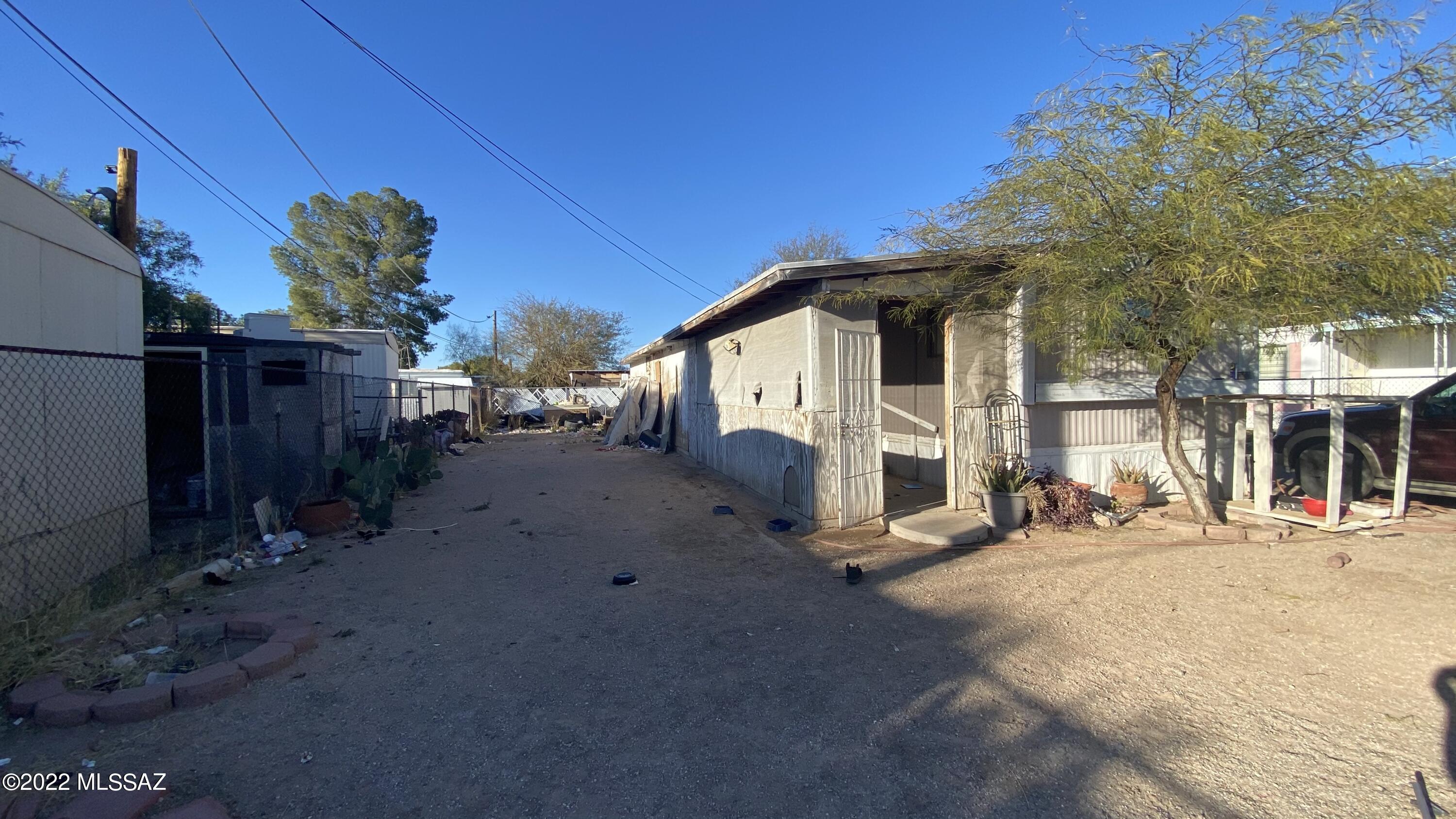 Los Ranchitos Number 8 - Residential