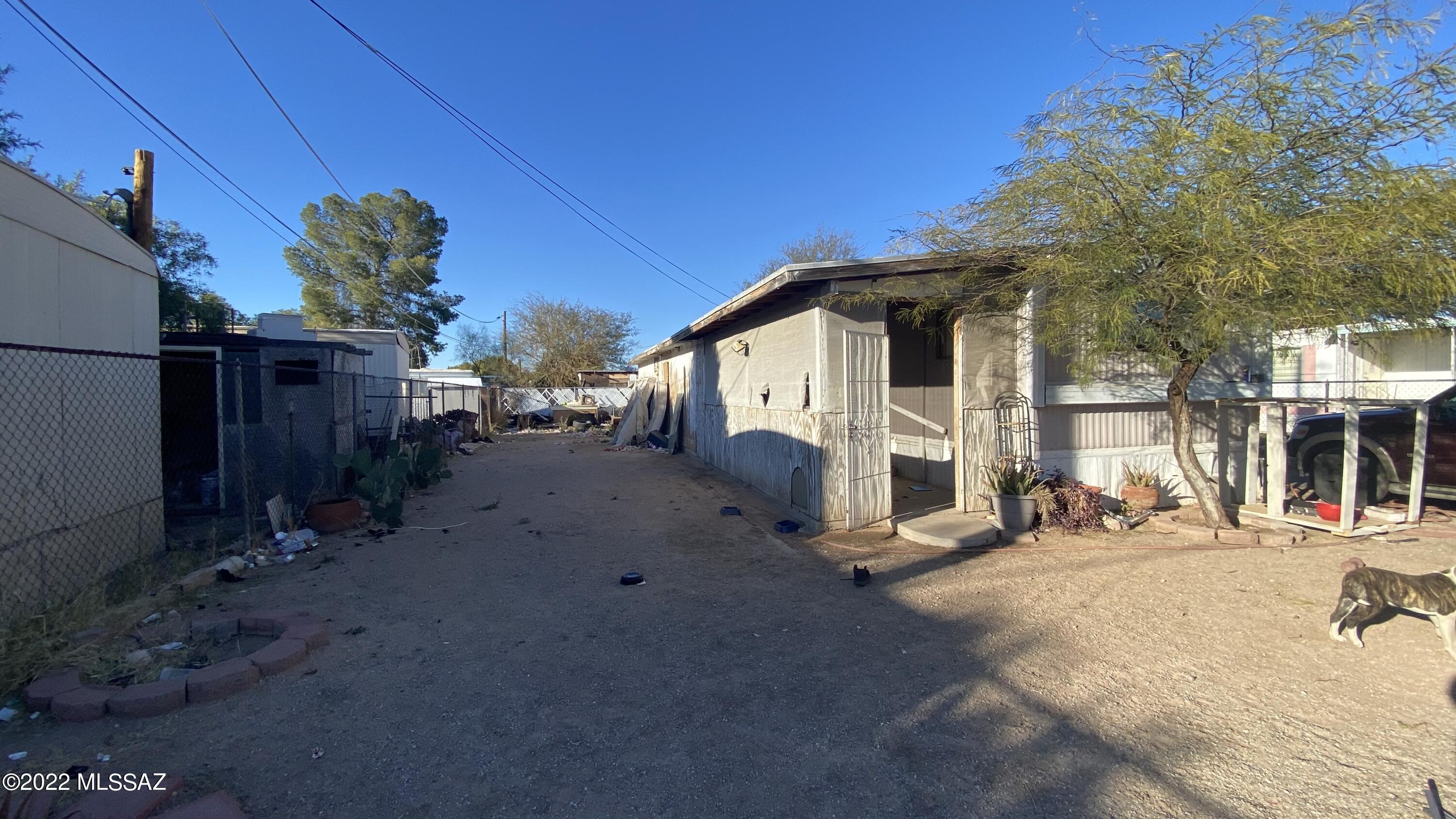 Los Ranchitos Number 8 - Residential