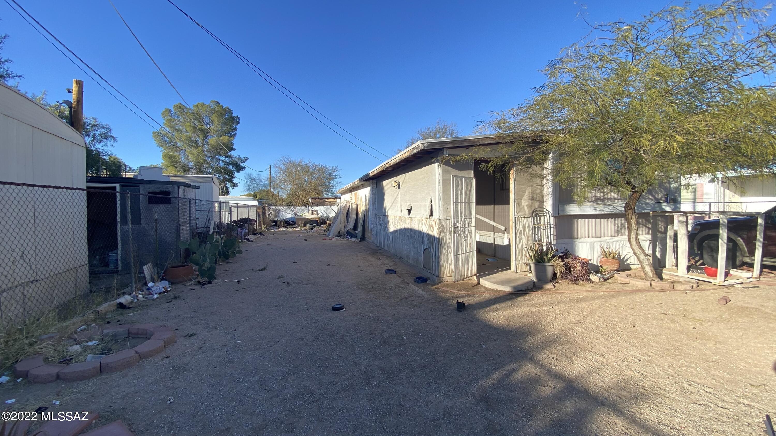 Los Ranchitos Number 8 - Residential