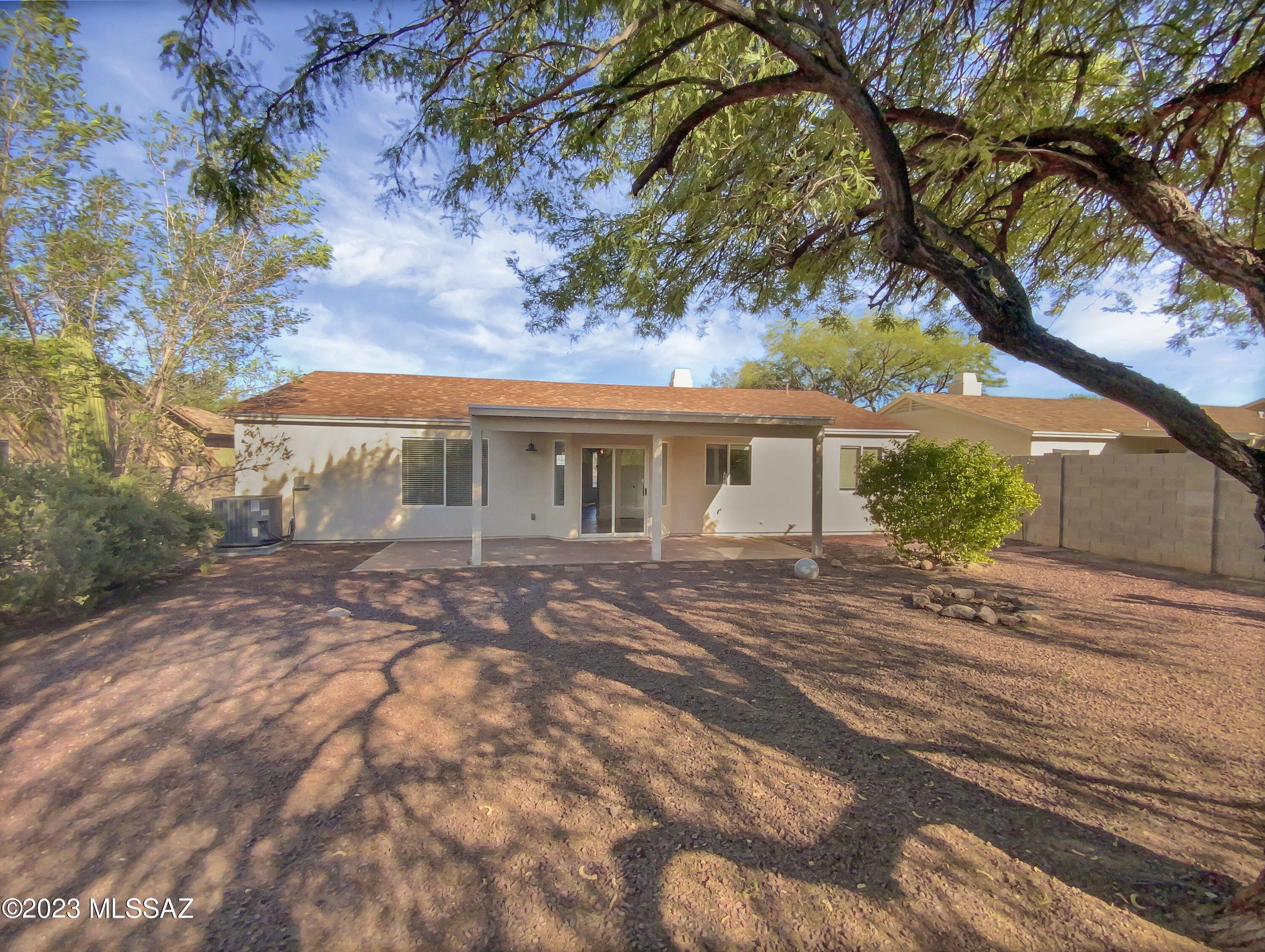 Silver Moon (1-101) - Residential