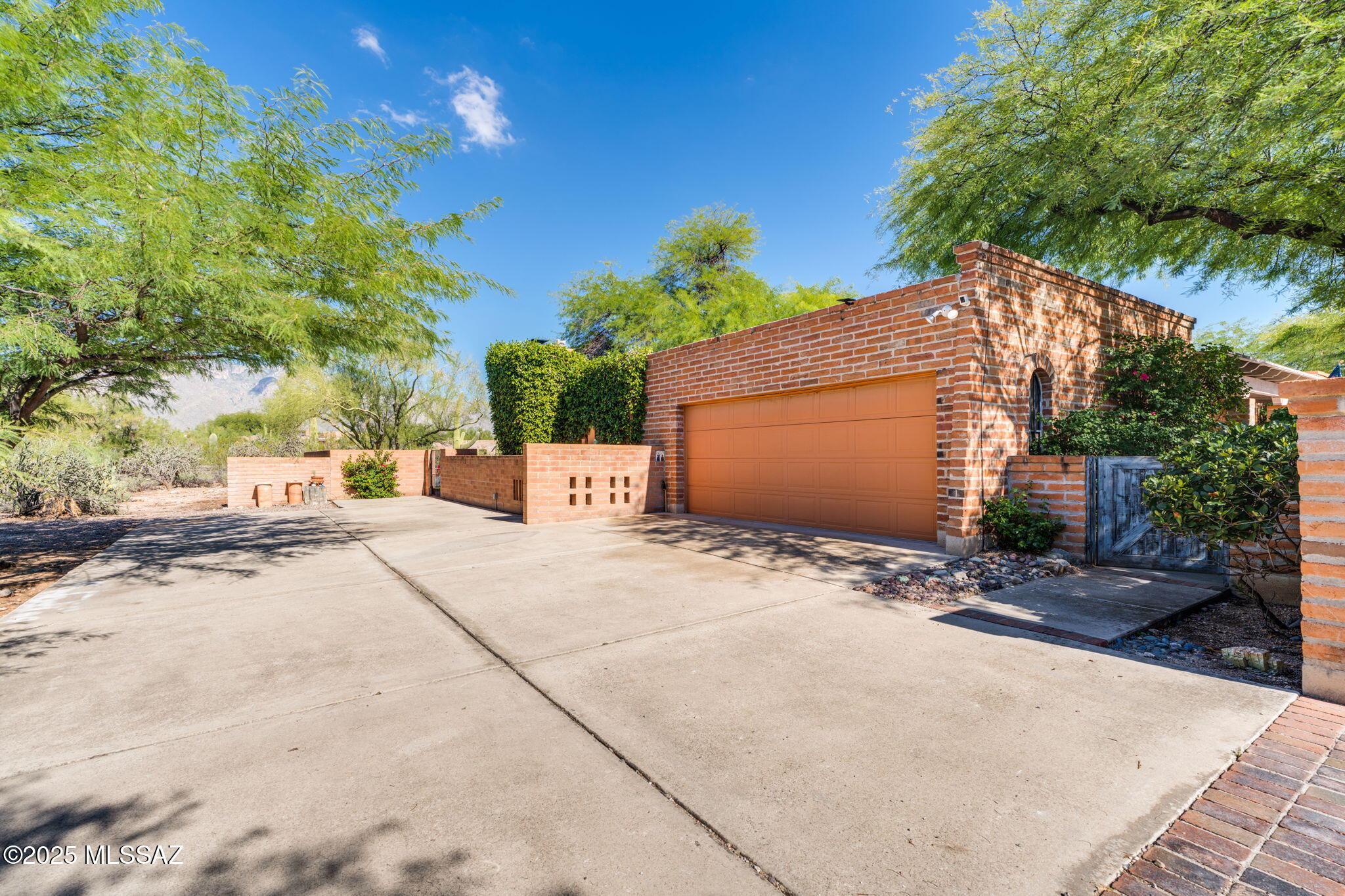 Catalina Foothills Estates NO. 7 (250-314) - Residential