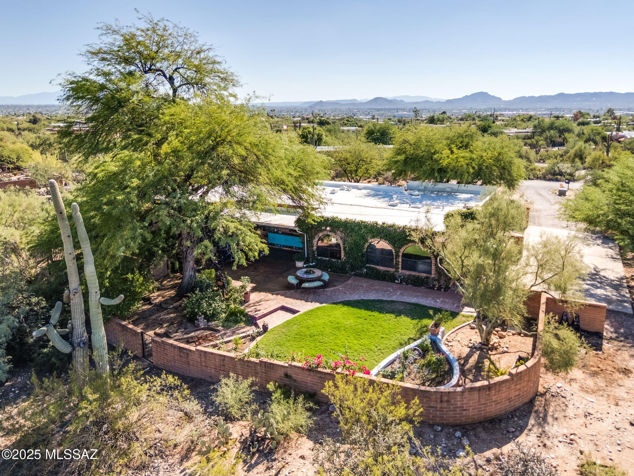 Catalina Foothills Estates NO. 7 (250-314) - Residential