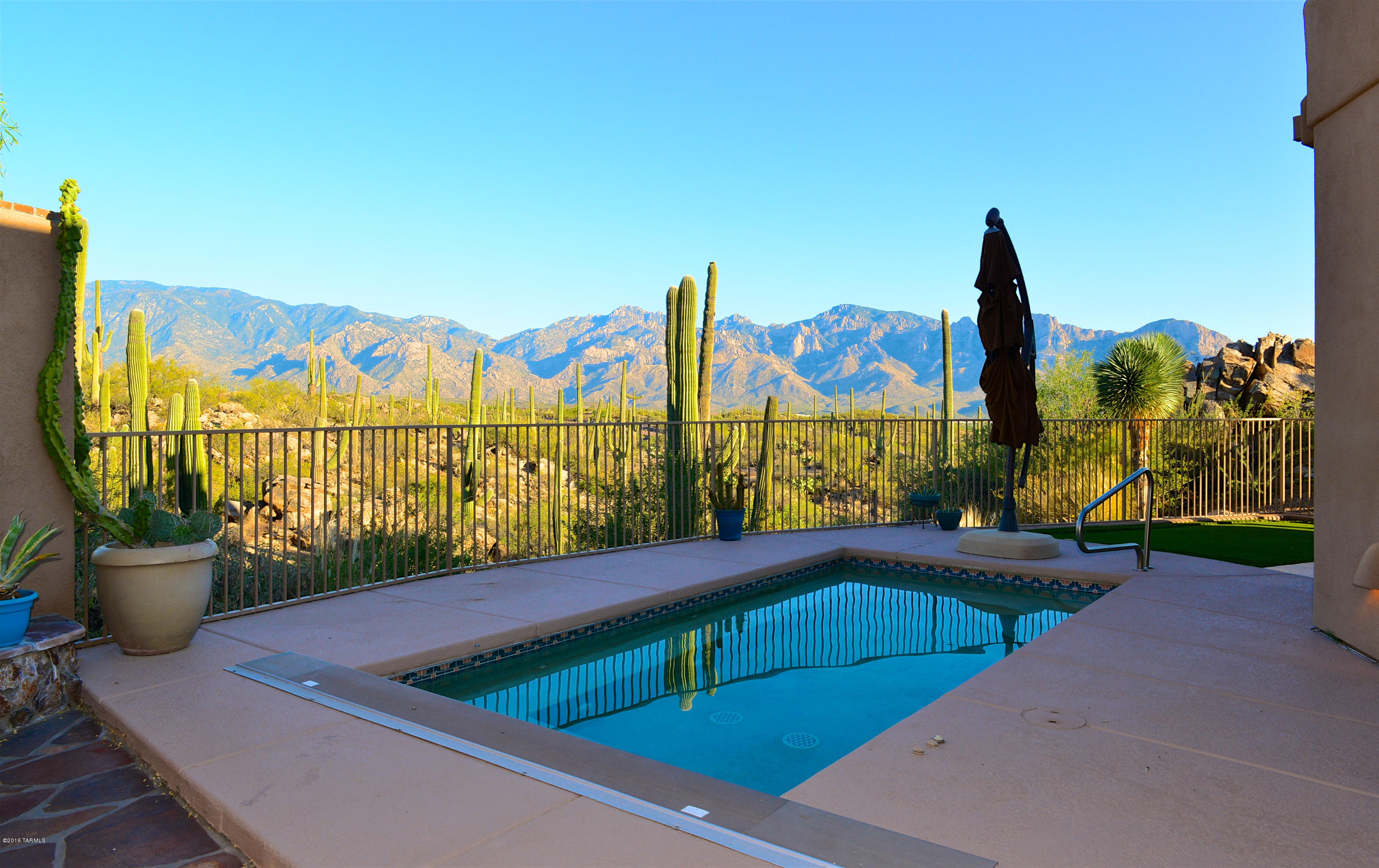 Honey Bee Canyon Estates - Residential