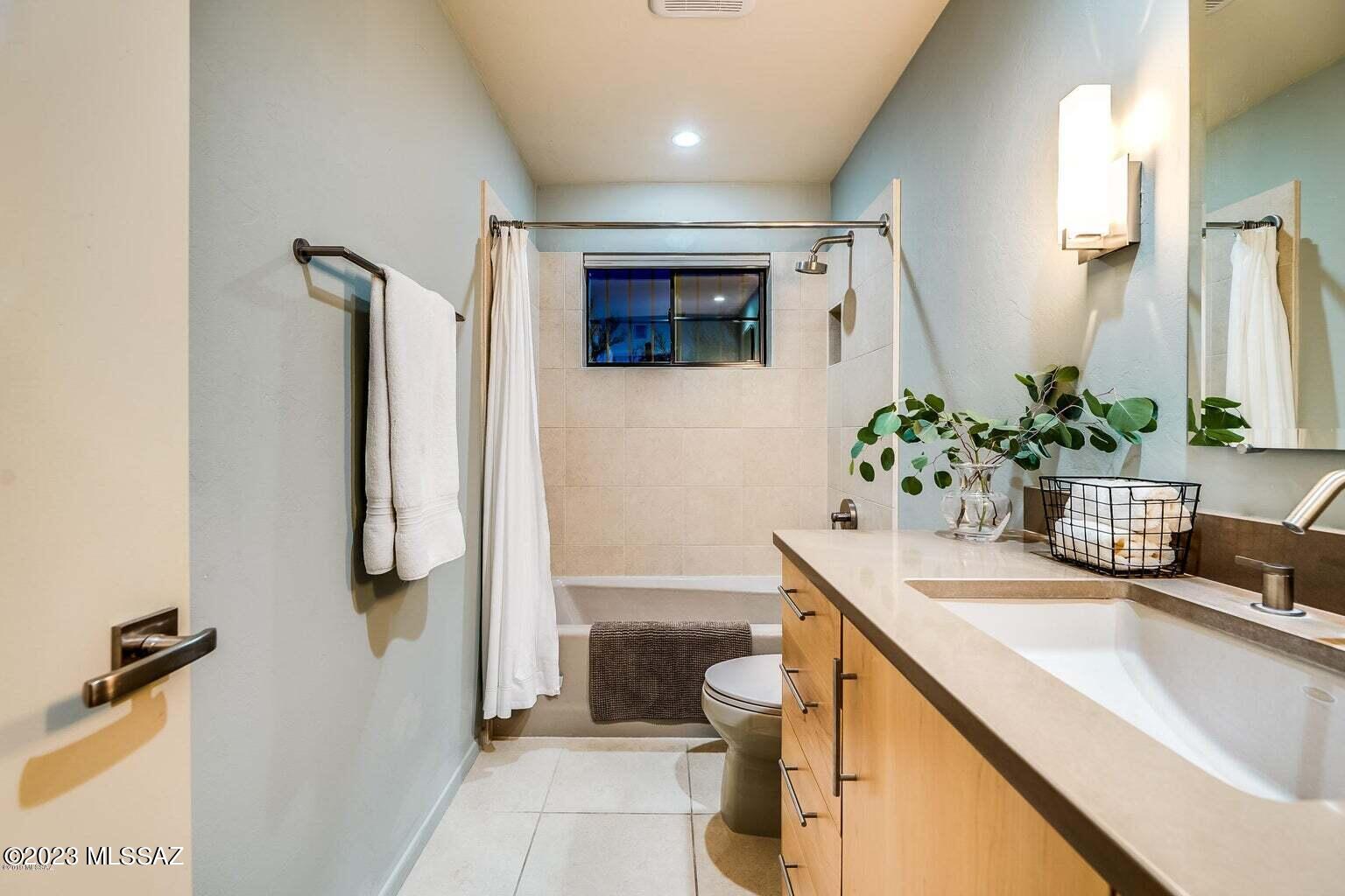 Catalina Foothills Estates NO. 5 - Residential