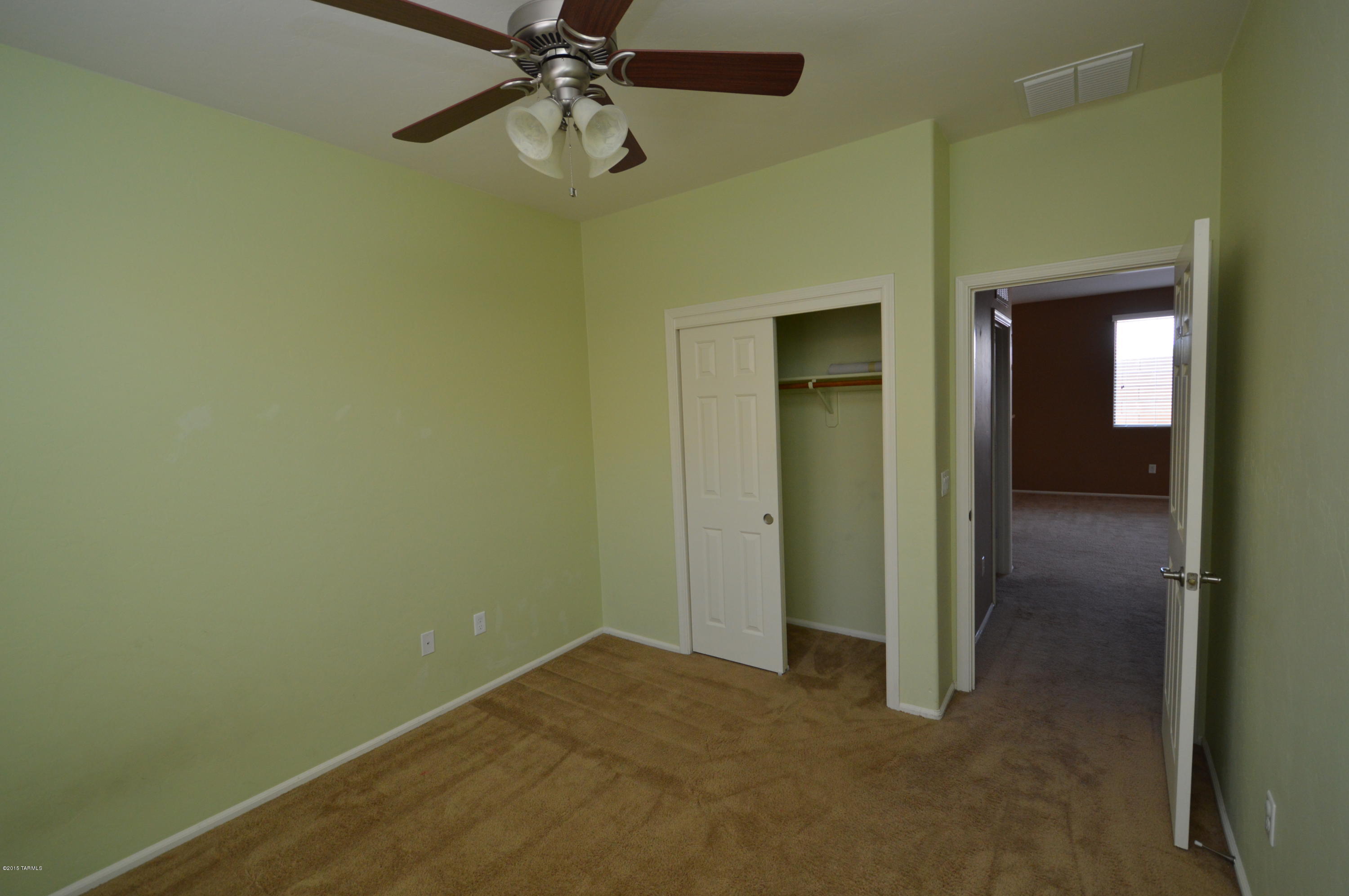 Lakeside Ridge (1-28) - Residential Lease