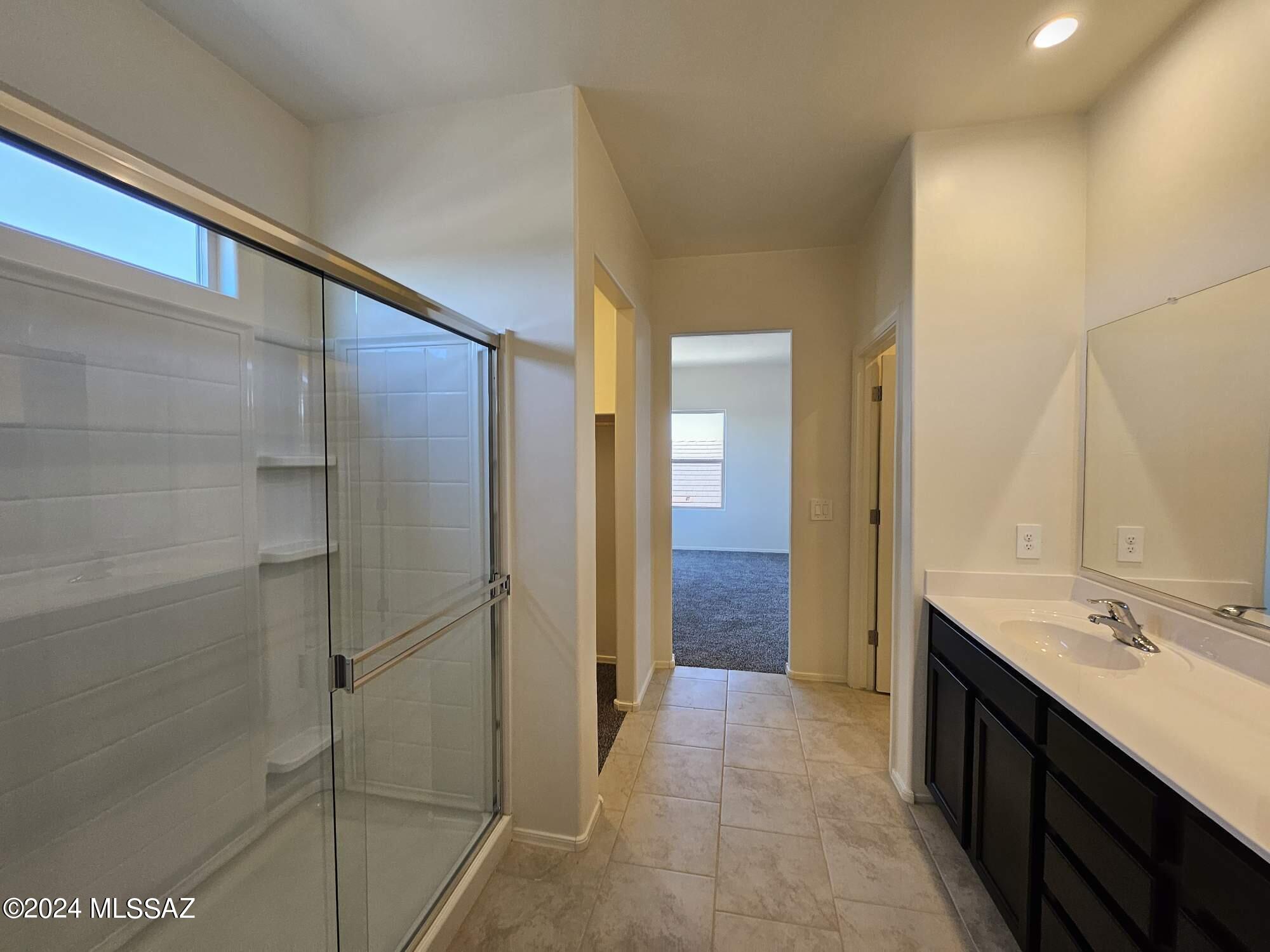 Saguaro Bloom SQ20180540069 - Residential