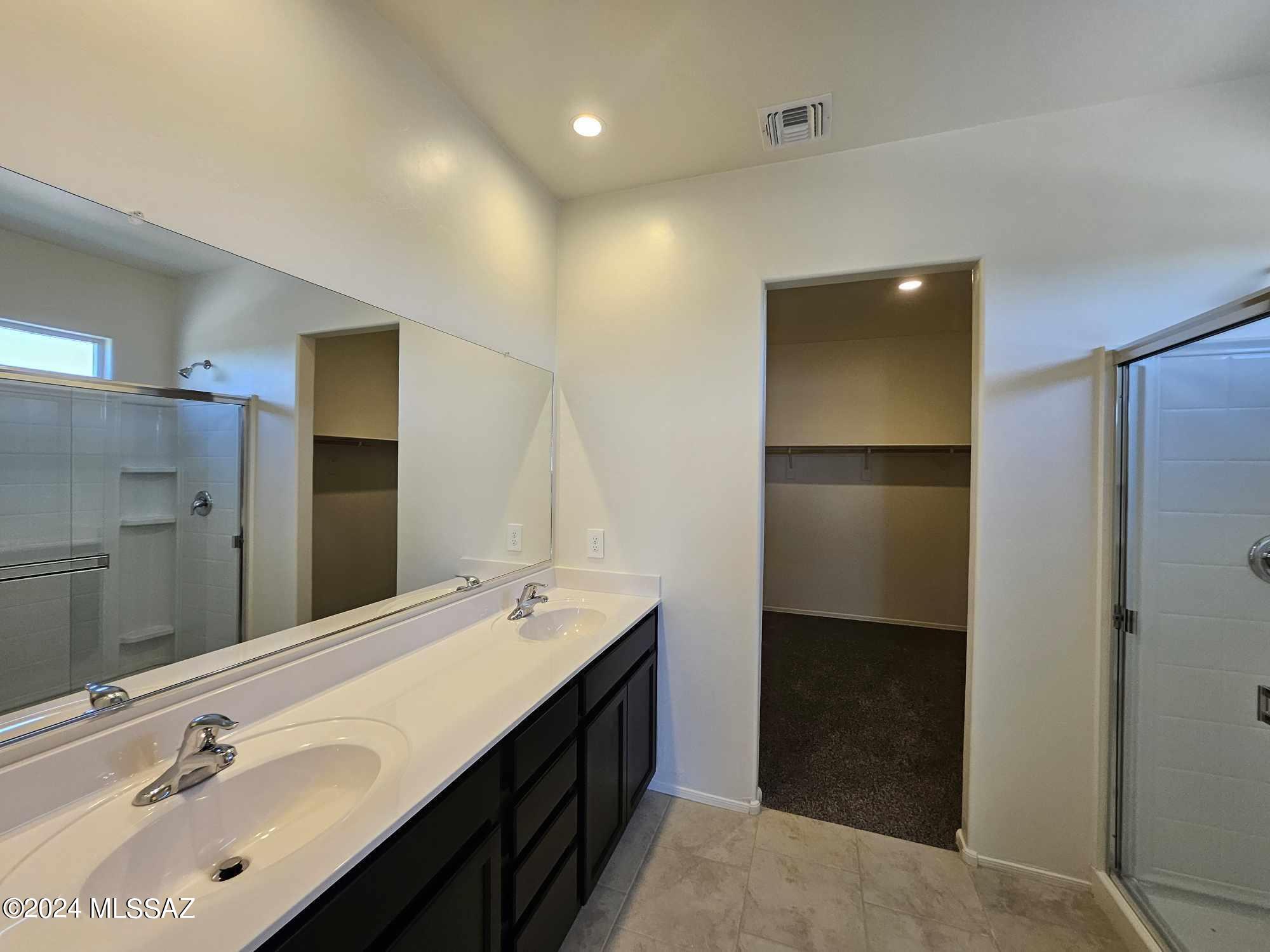 Saguaro Bloom SQ20180540069 - Residential