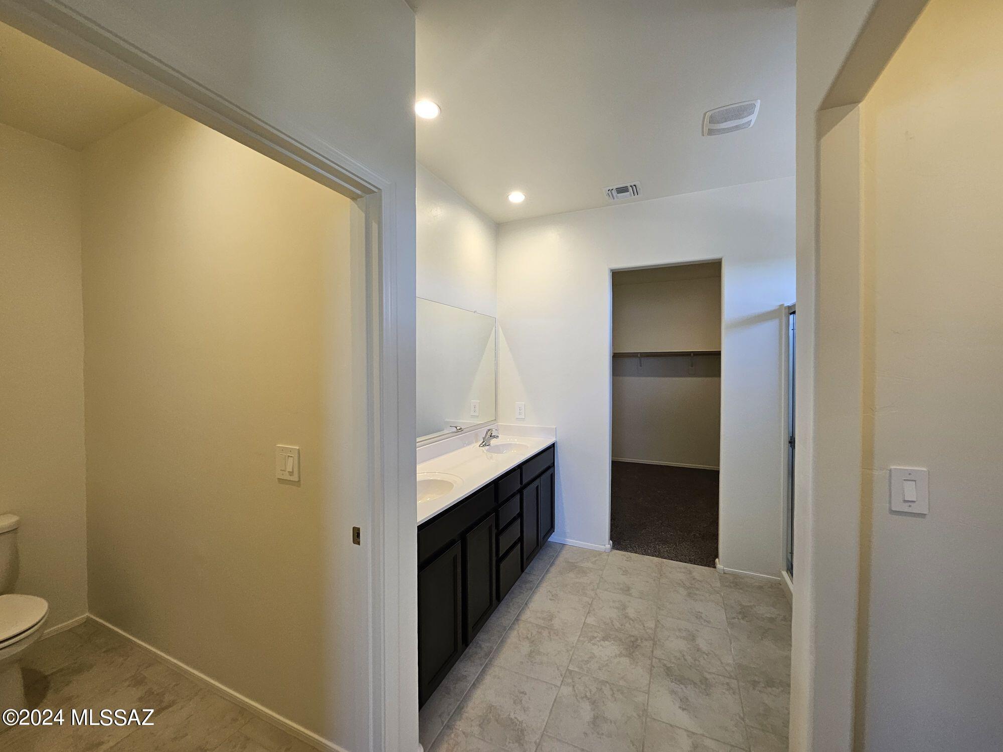 Saguaro Bloom SQ20180540069 - Residential