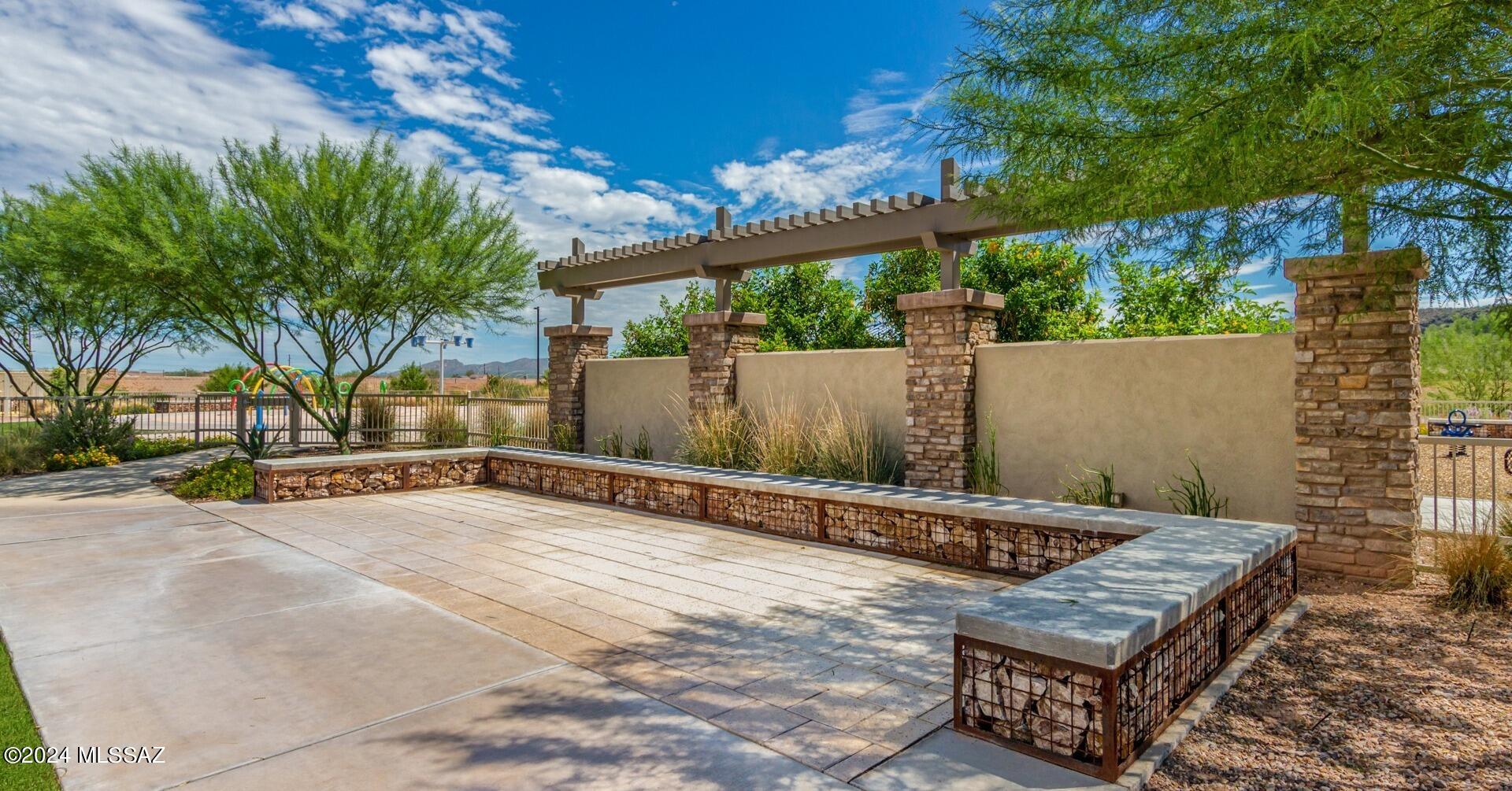 Saguaro Bloom SQ20180540069 - Residential