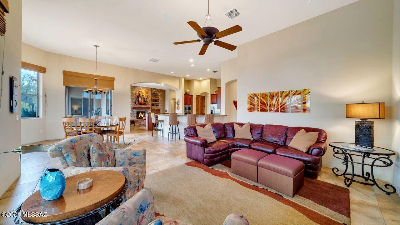 Dos Lagos at Dove Mountain (1-91) - Residential