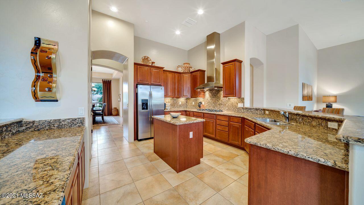 Dos Lagos at Dove Mountain (1-91) - Residential