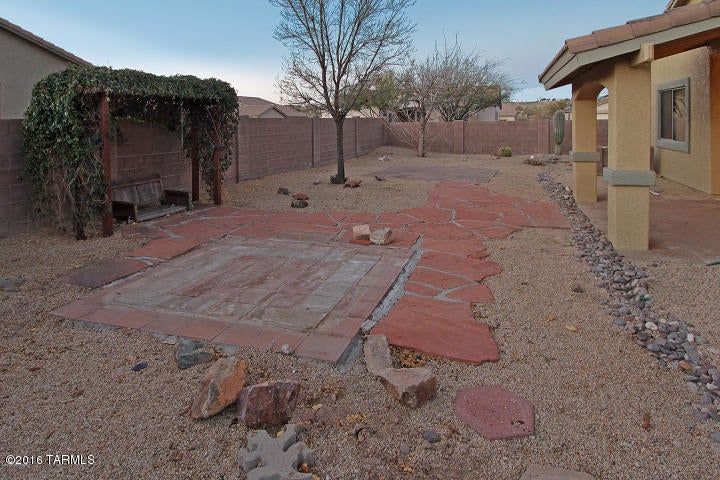 Rancho Del Lago (101-206) - Residential Lease