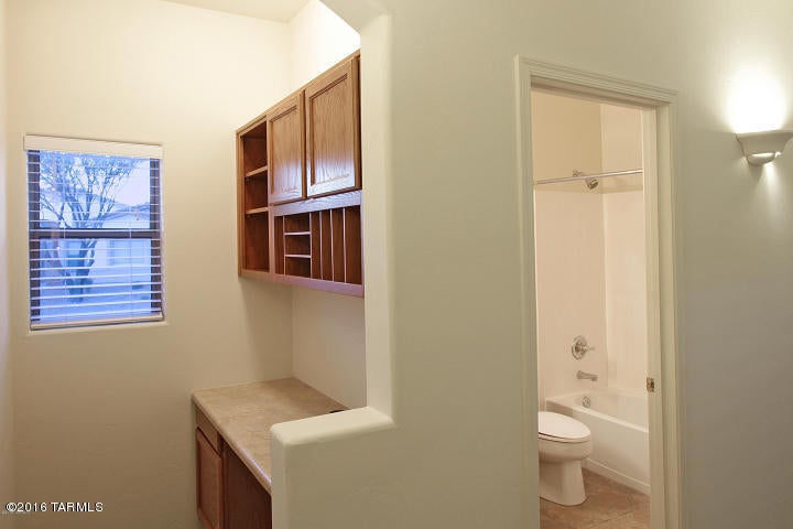 Rancho Del Lago (101-206) - Residential Lease