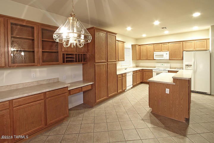 Rancho Del Lago (101-206) - Residential Lease