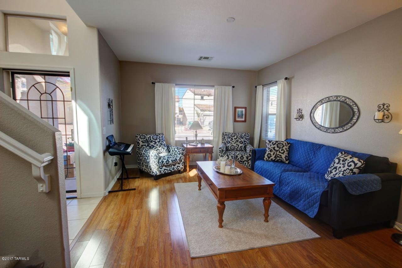 Presidio De Cancion (1-200) - Residential