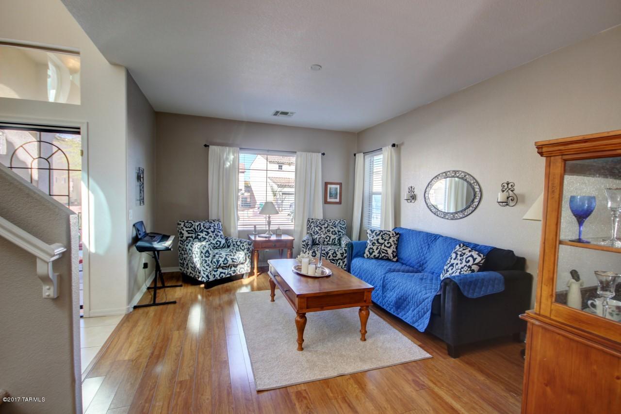 Presidio De Cancion (1-200) - Residential