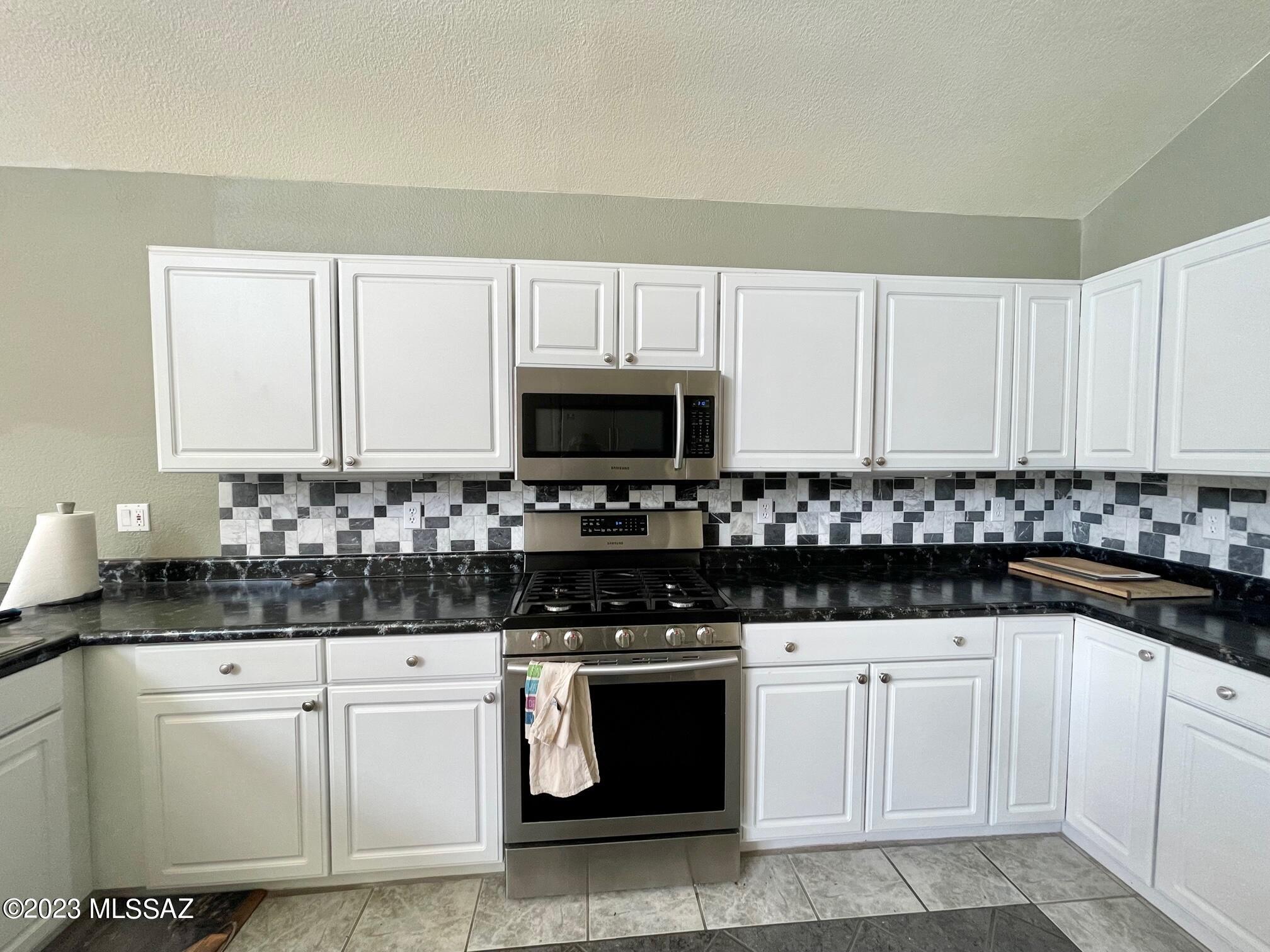 Copper Creek, Block H (1-37) - Residential Lease