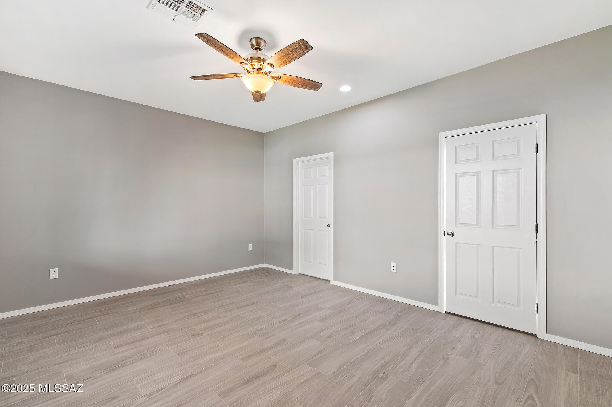Teresa Terrace (1-28) - Residential