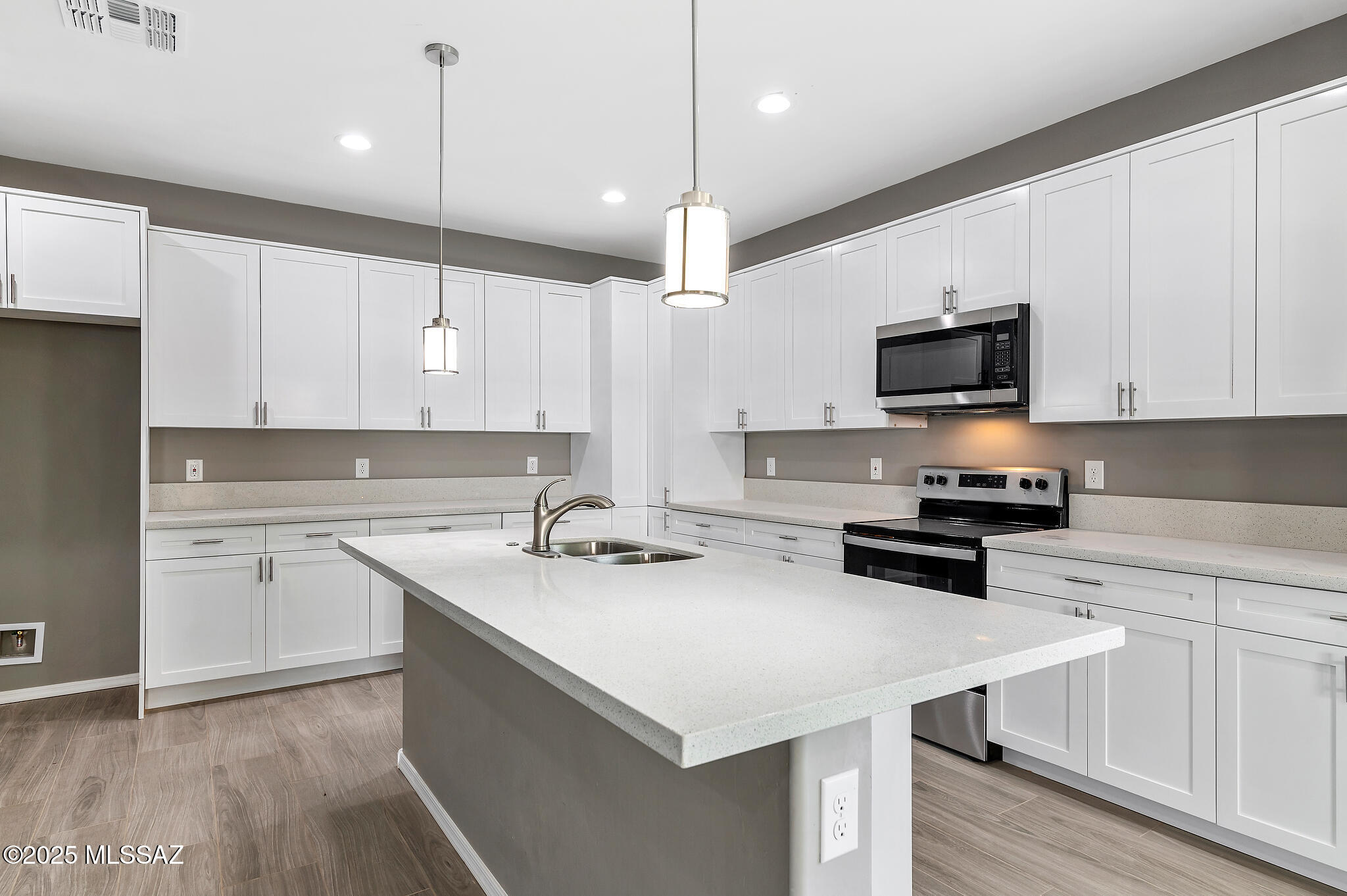 Teresa Terrace (1-28) - Residential