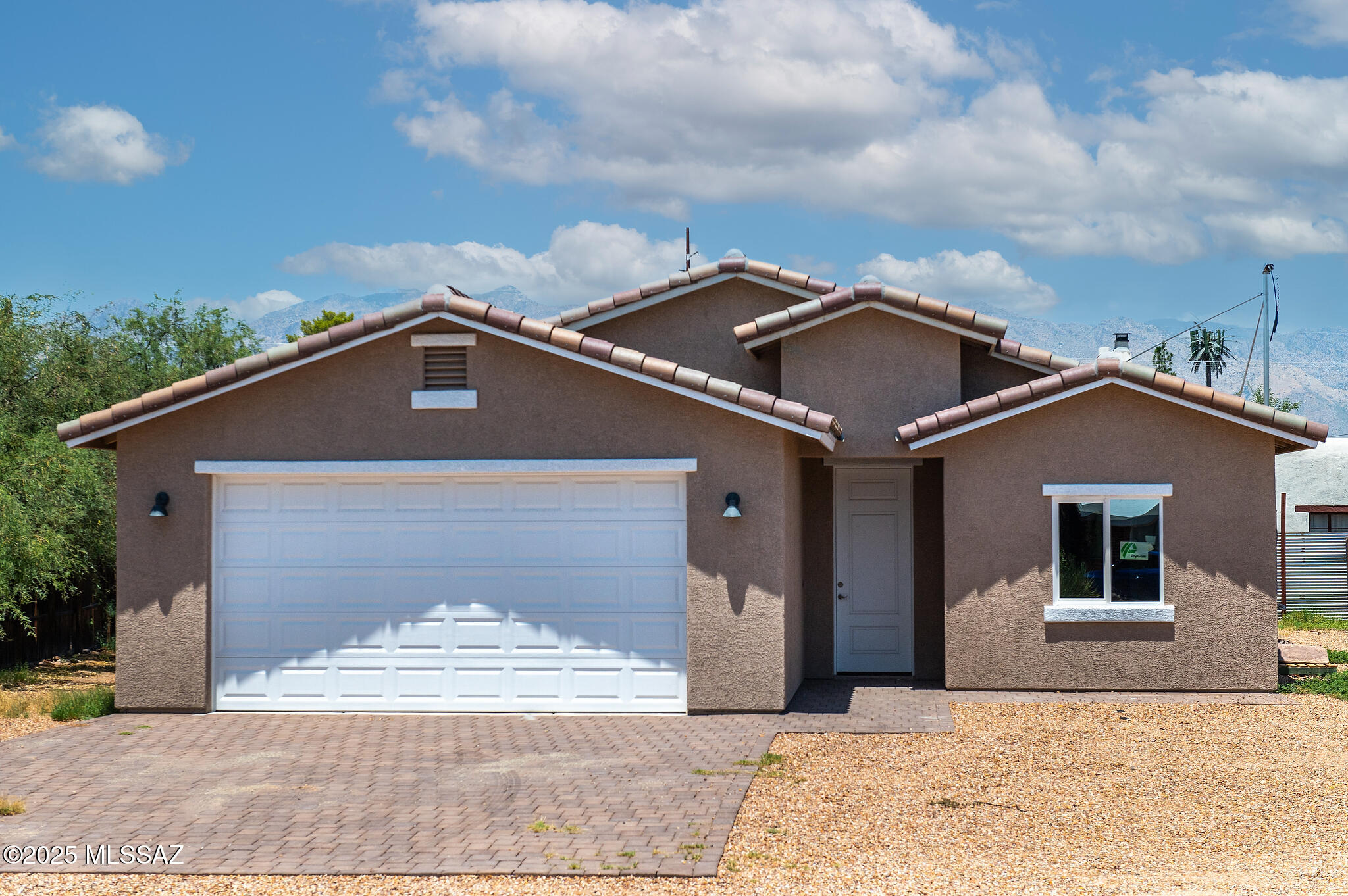 Teresa Terrace (1-28) - Residential