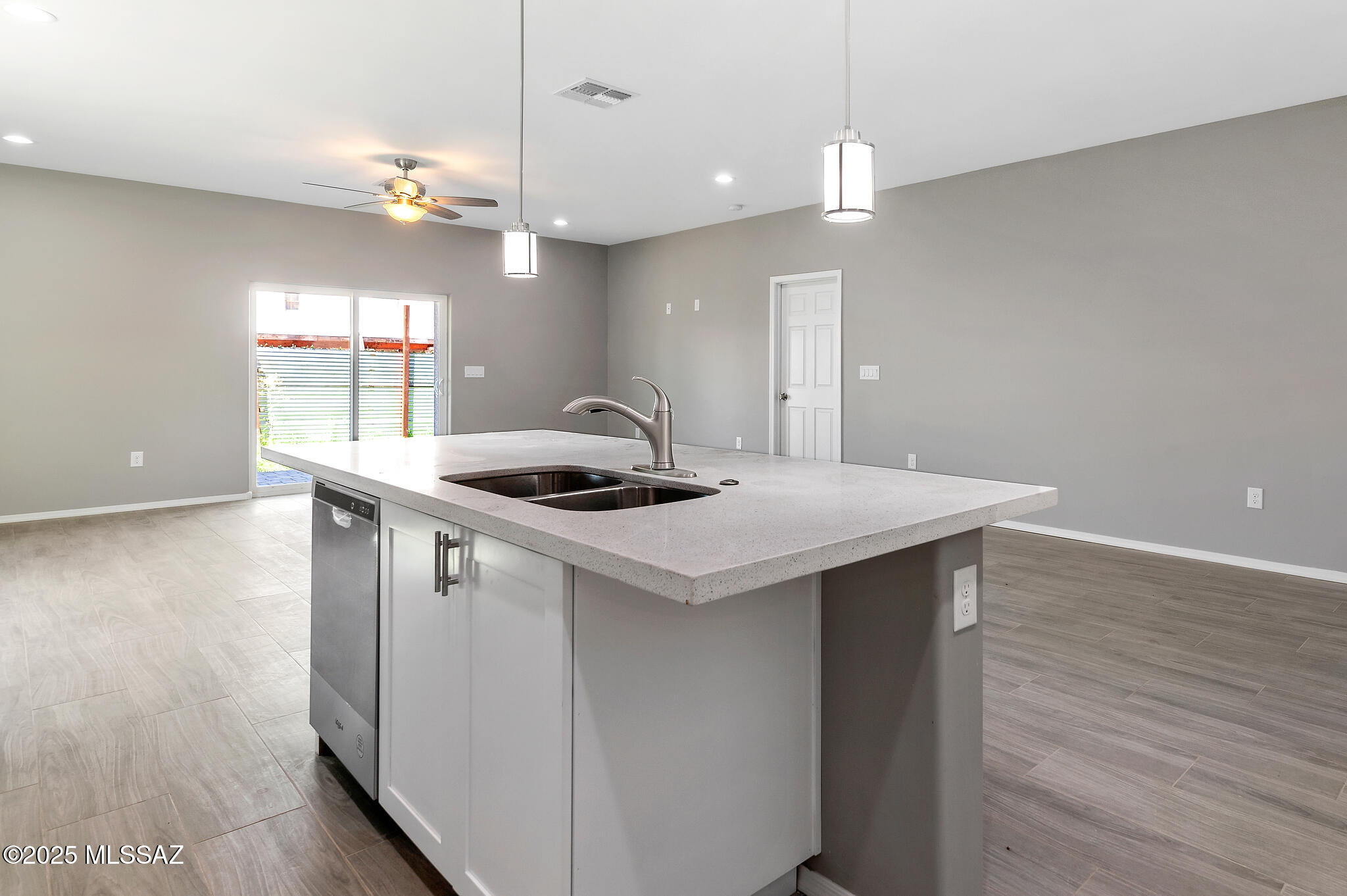 Teresa Terrace (1-28) - Residential