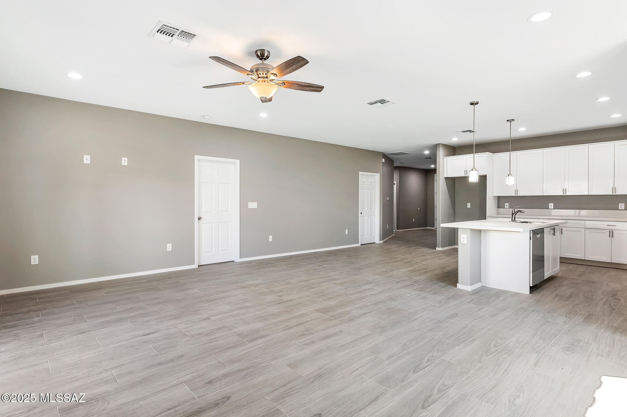 Teresa Terrace (1-28) - Residential