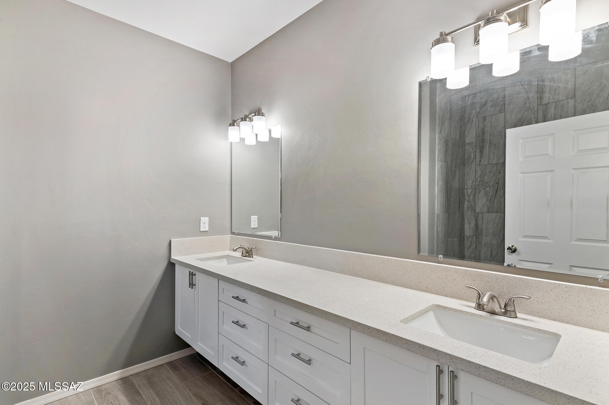 Teresa Terrace (1-28) - Residential