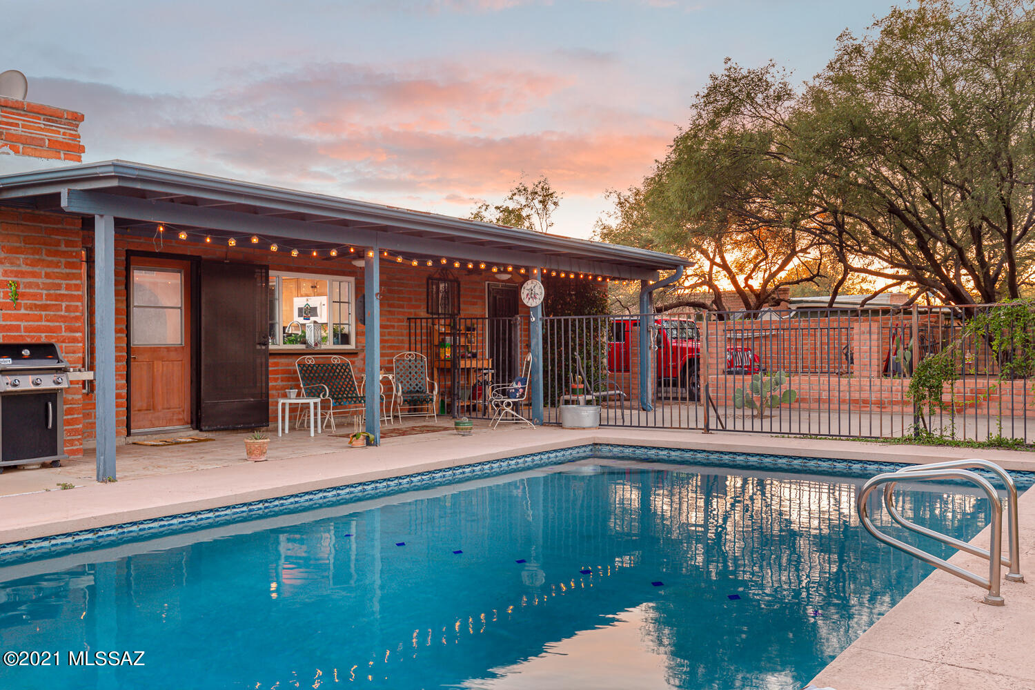 Bel Air Ranch Est - Residential