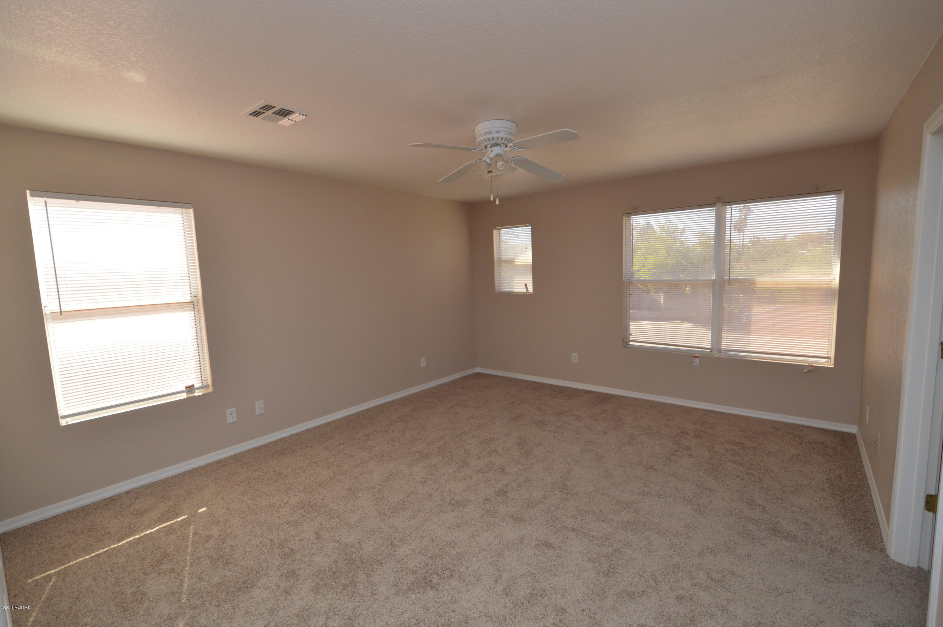 Pantano Ridge (1-123) - Residential Lease