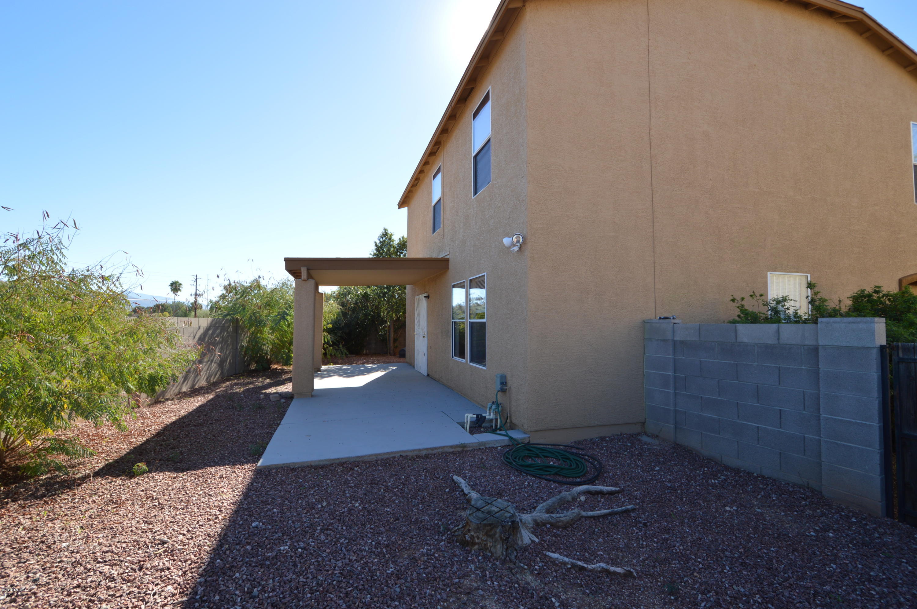 Pantano Ridge (1-123) - Residential Lease