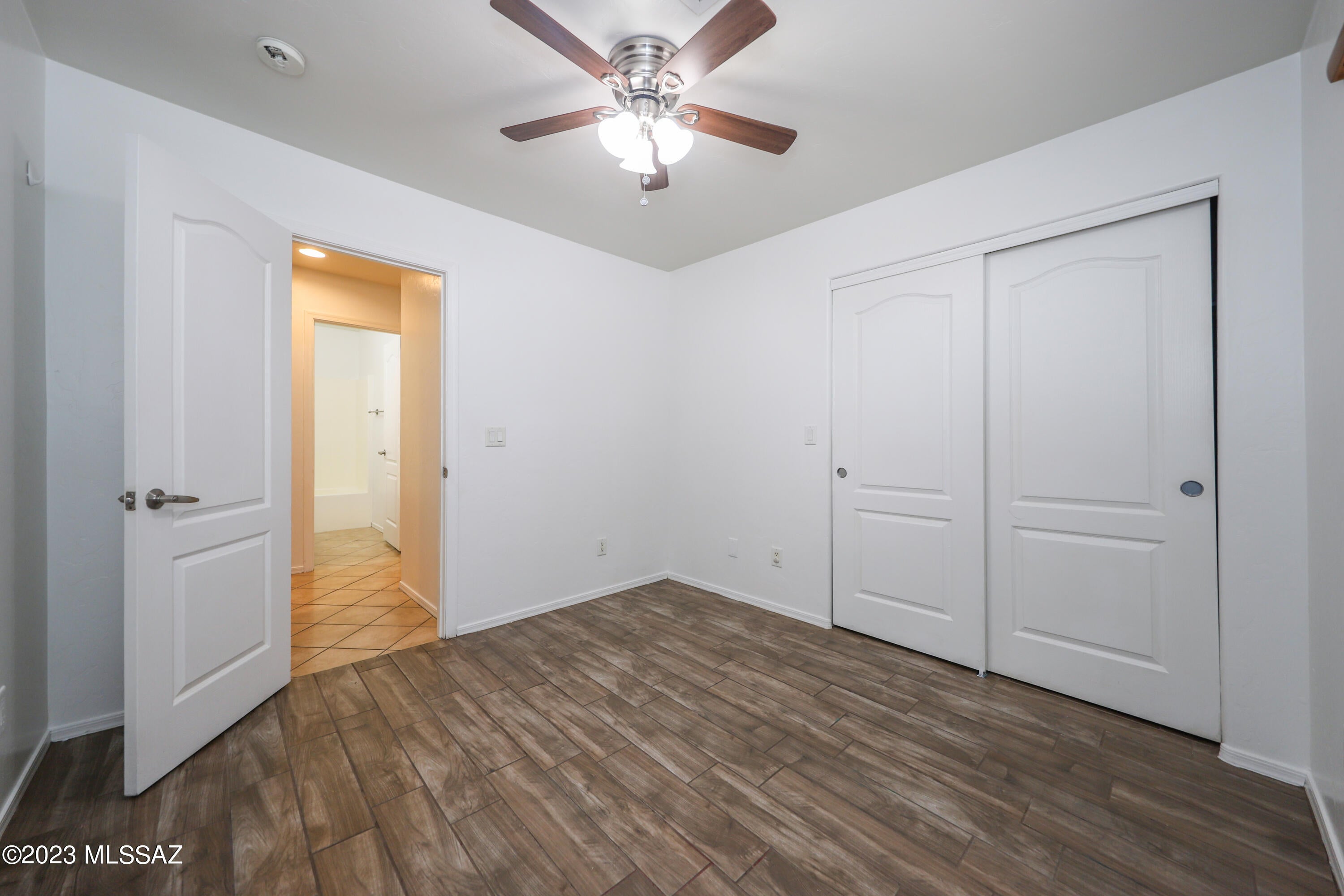Bantam Estates (1-30) - Residential Lease