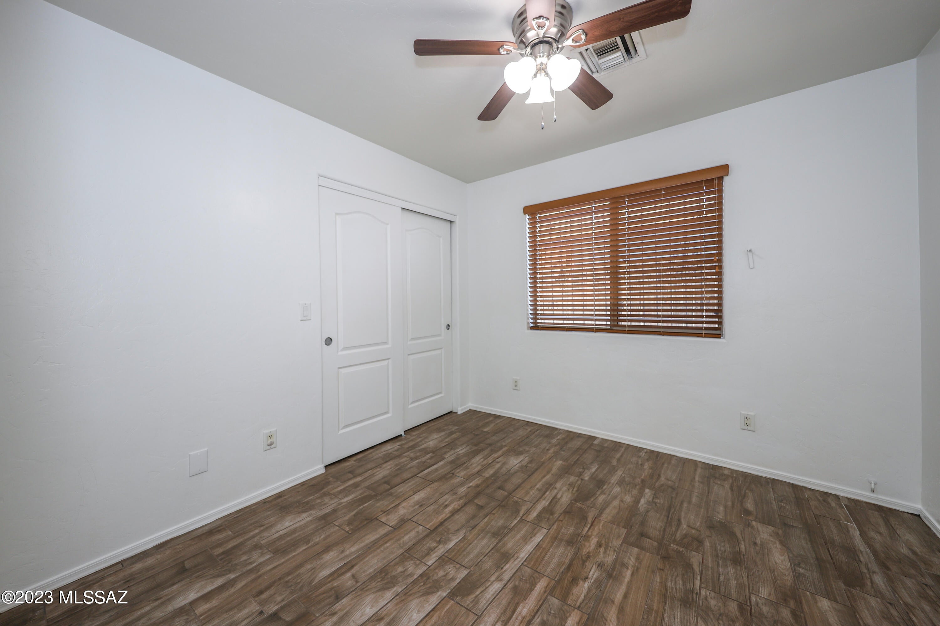 Bantam Estates (1-30) - Residential Lease