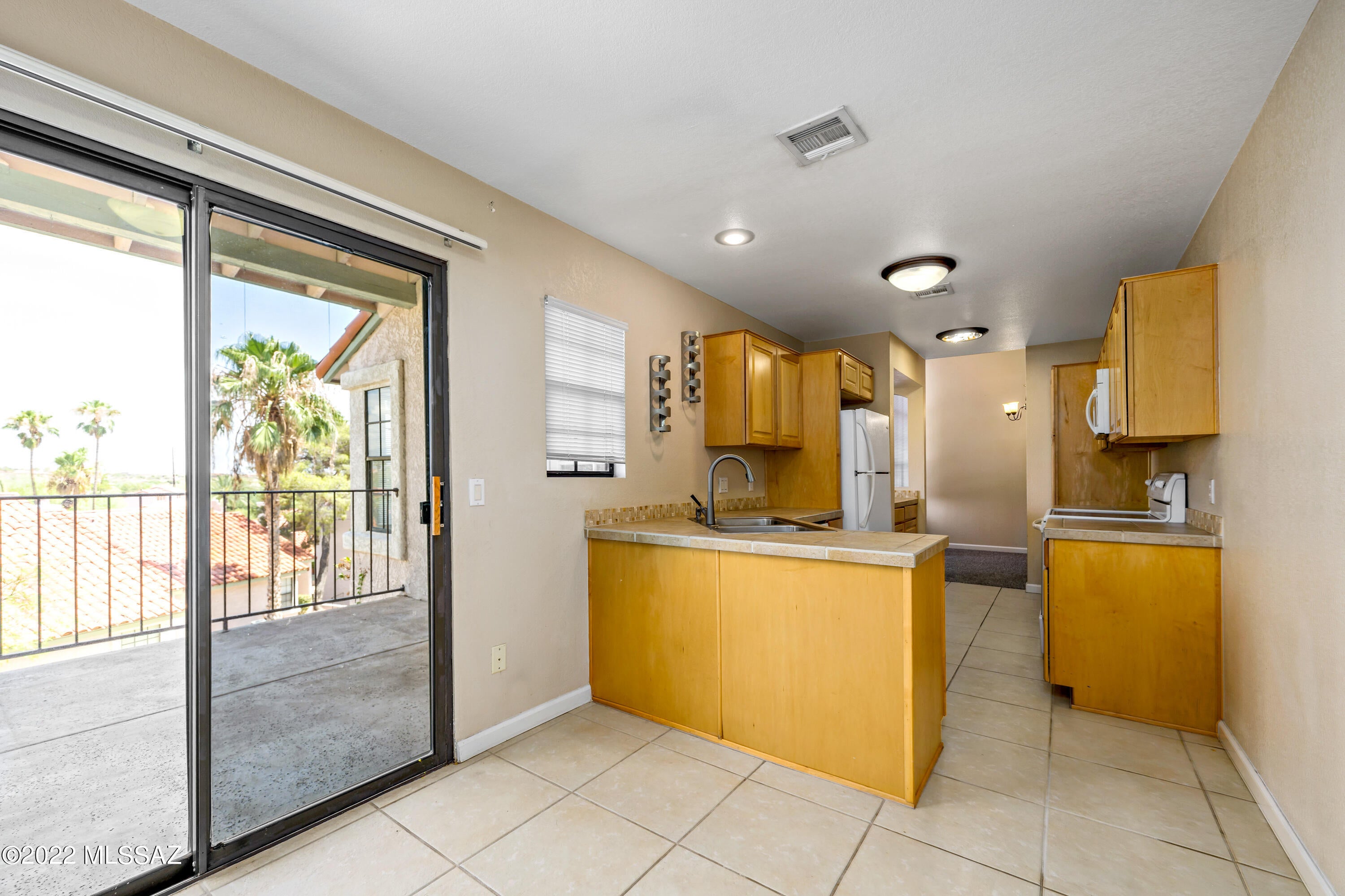 Tierra Catalina Condominium (1-120) - Residential Lease