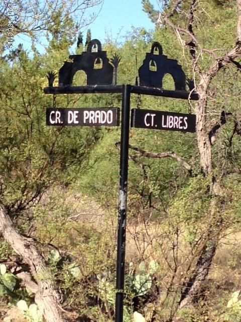 .59 Acre lot on the corner of Circulo De Prado and Ct. Libres. Beautiful level building site very close to the Tubac Golf Resort.