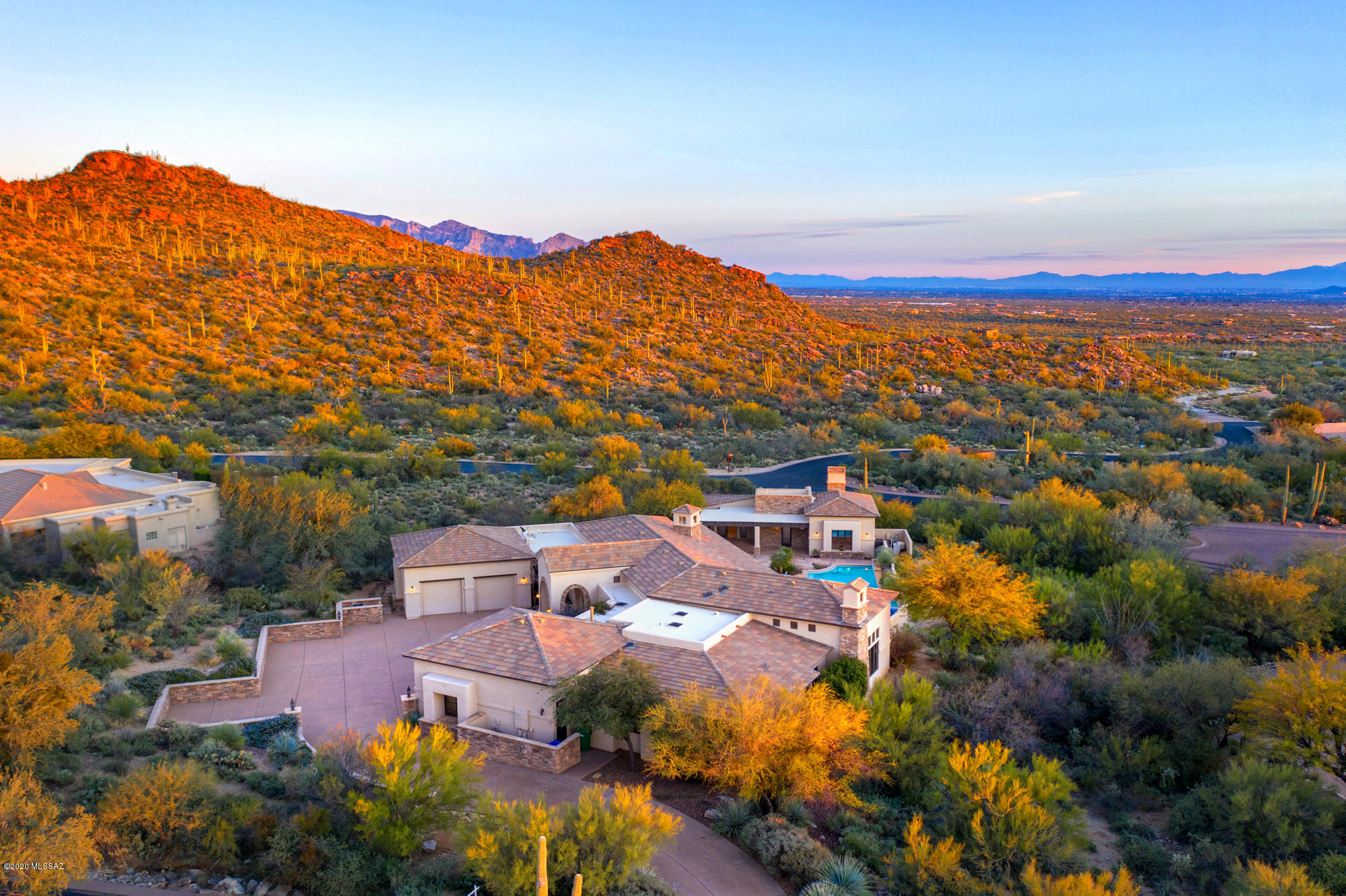 Canyon Pass At Dove Mountain - Residential