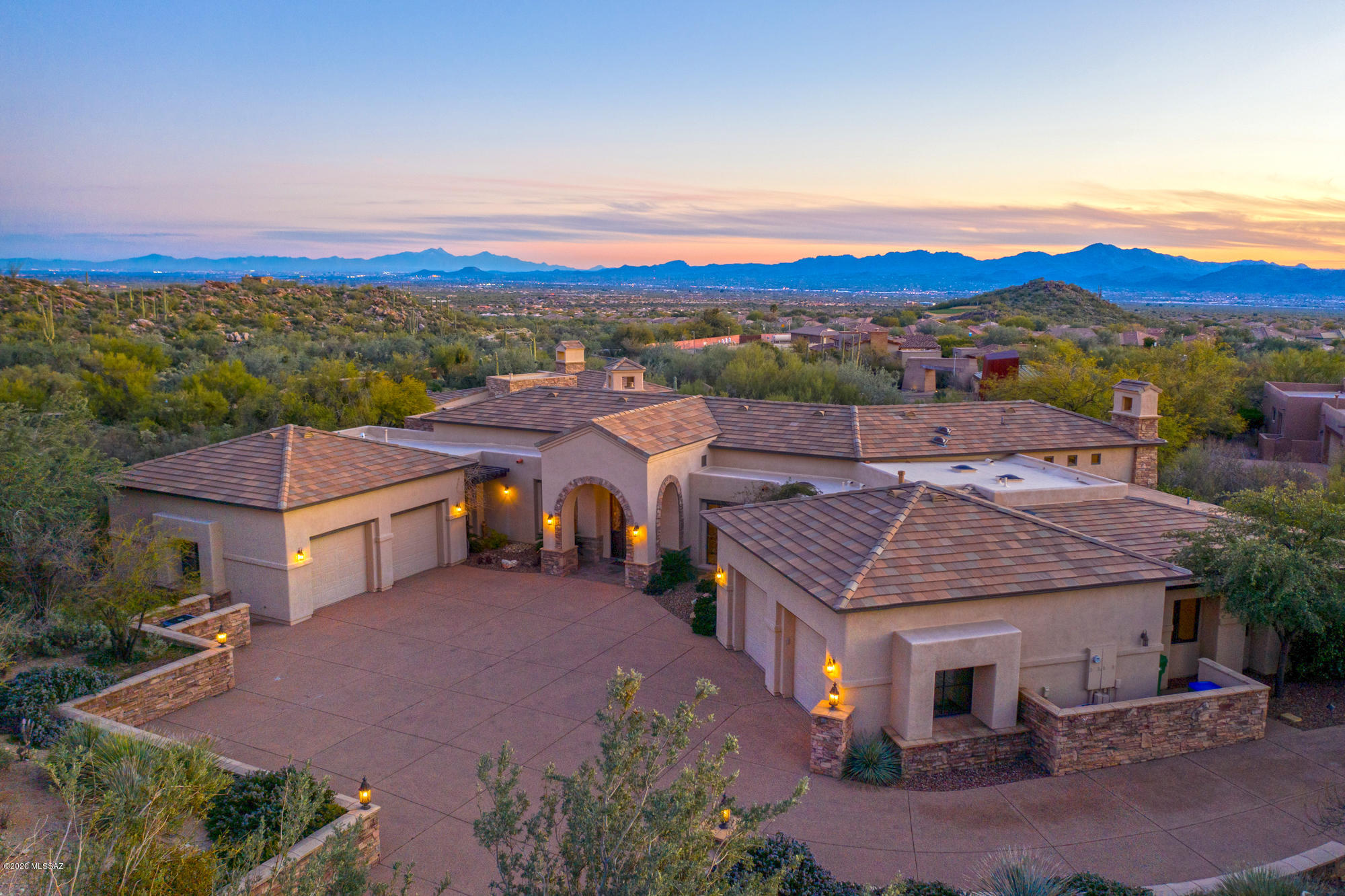 Canyon Pass At Dove Mountain - Residential
