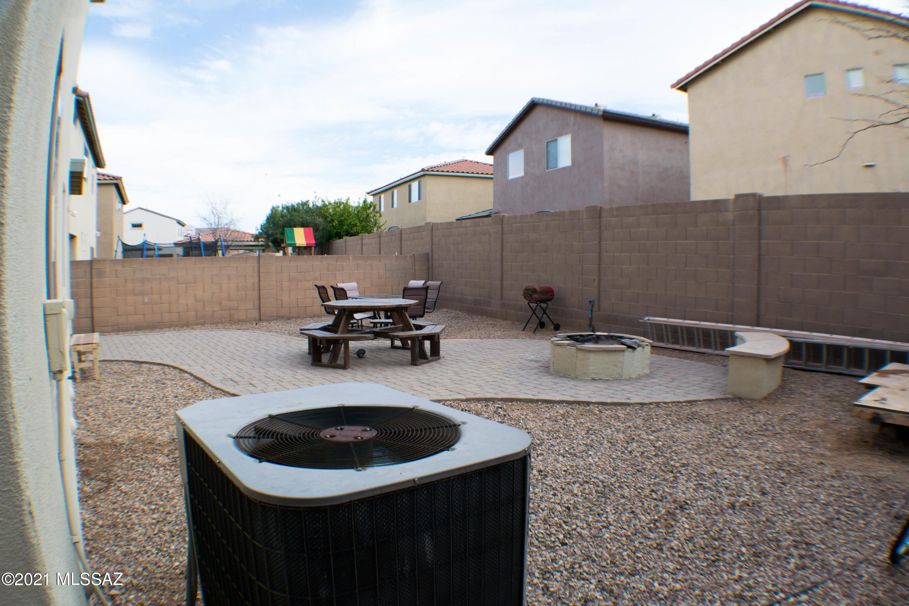 Presidio De Cancion (1-200) - Residential